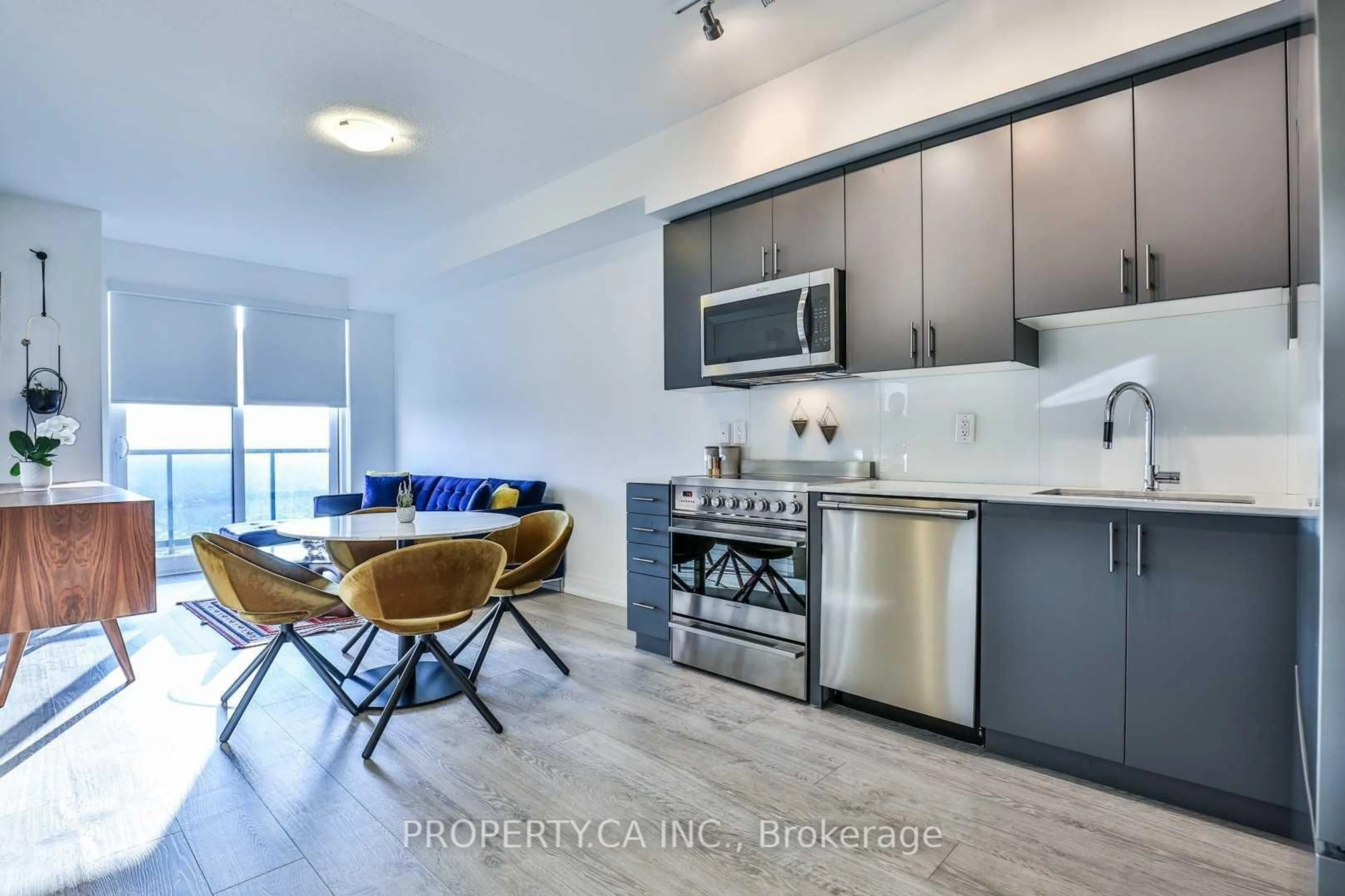 Open concept kitchen, ceramic/tile floor for 3700 Hwy 7 #2206, Vaughan Ontario L4L 0G8