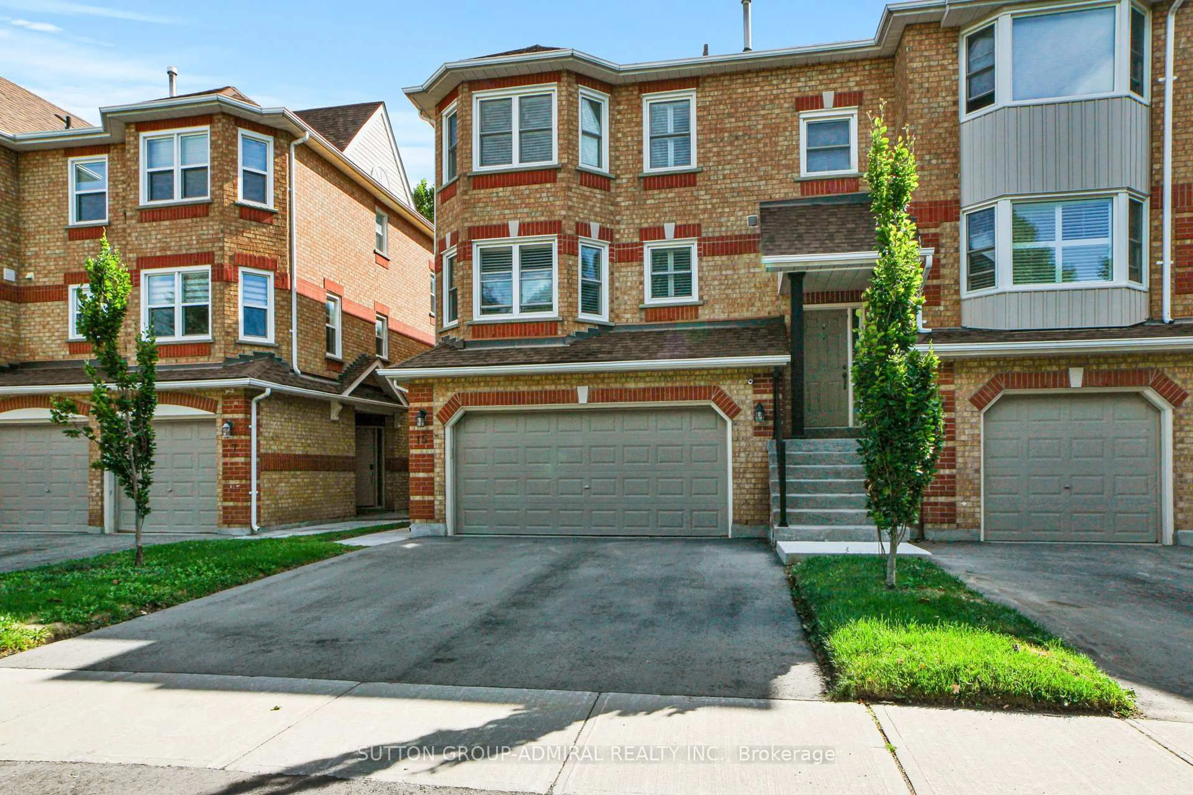 Home with brick exterior material, street for 15 Edenbridge Dr #52, Vaughan Ontario L4J 8C3