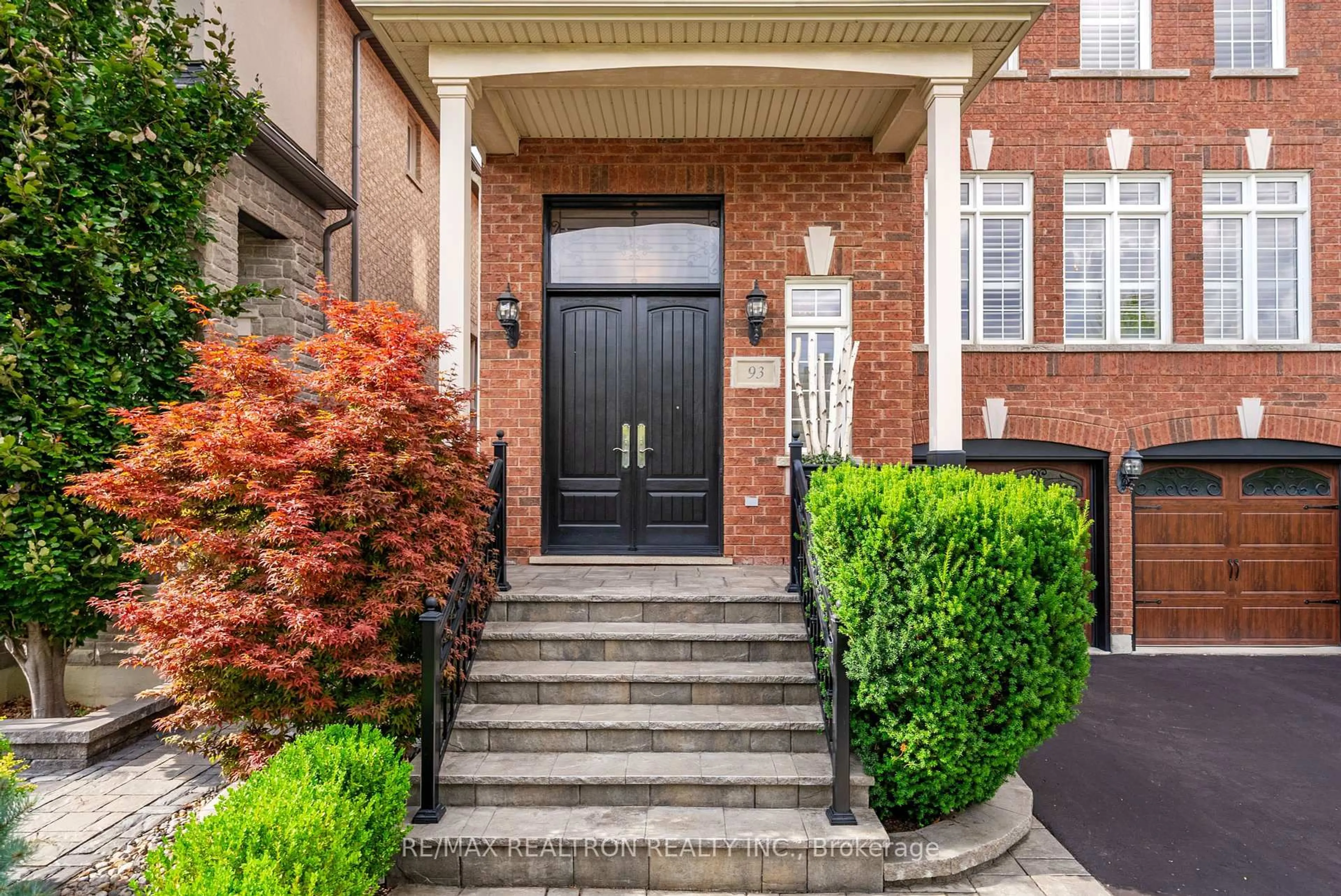 Unknown for 93 Timna Cres, Vaughan Ontario L6A 4L7