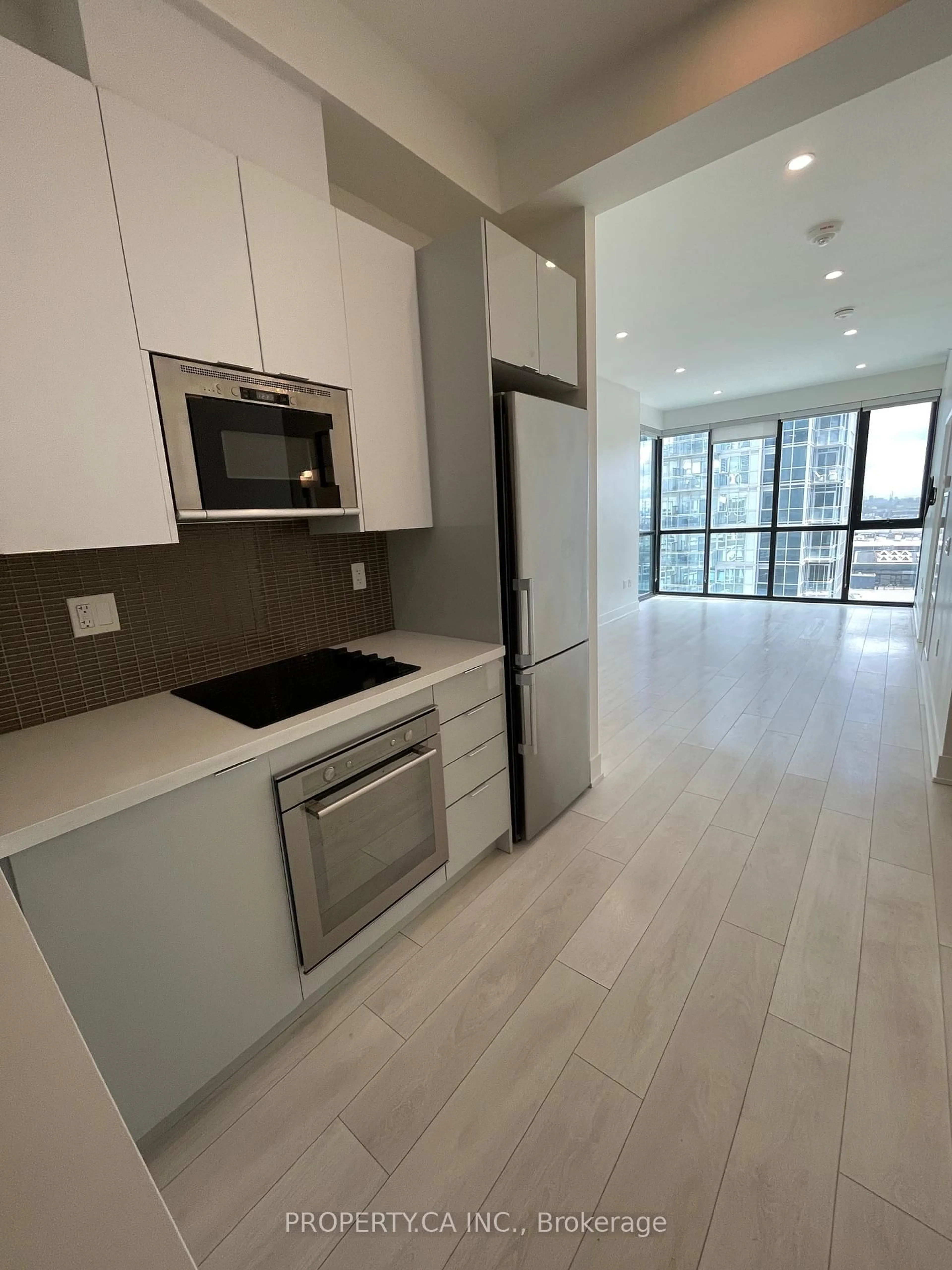 Unknown for 2916 Highway 7 Rd #615, Vaughan Ontario L4K 0K6
