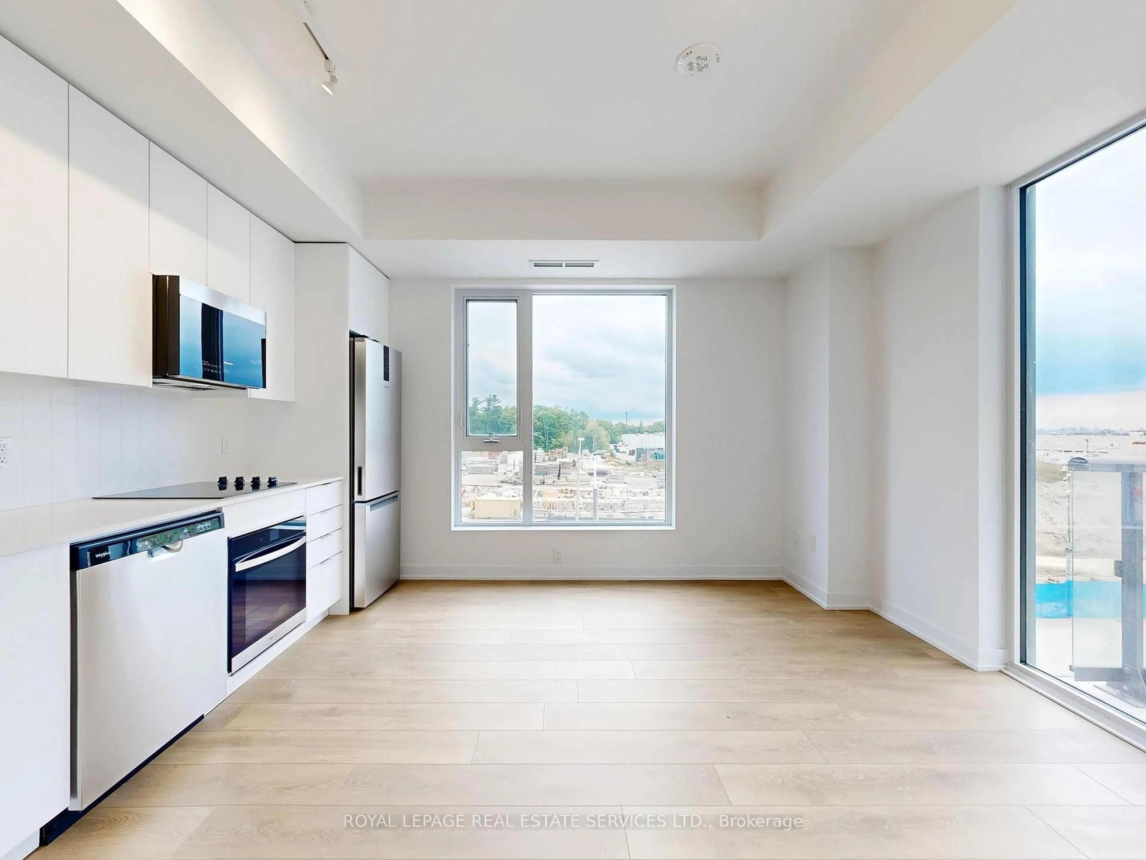 A pic of a room for 474 Caldari Rd #314, Vaughan Ontario L4K 0R5