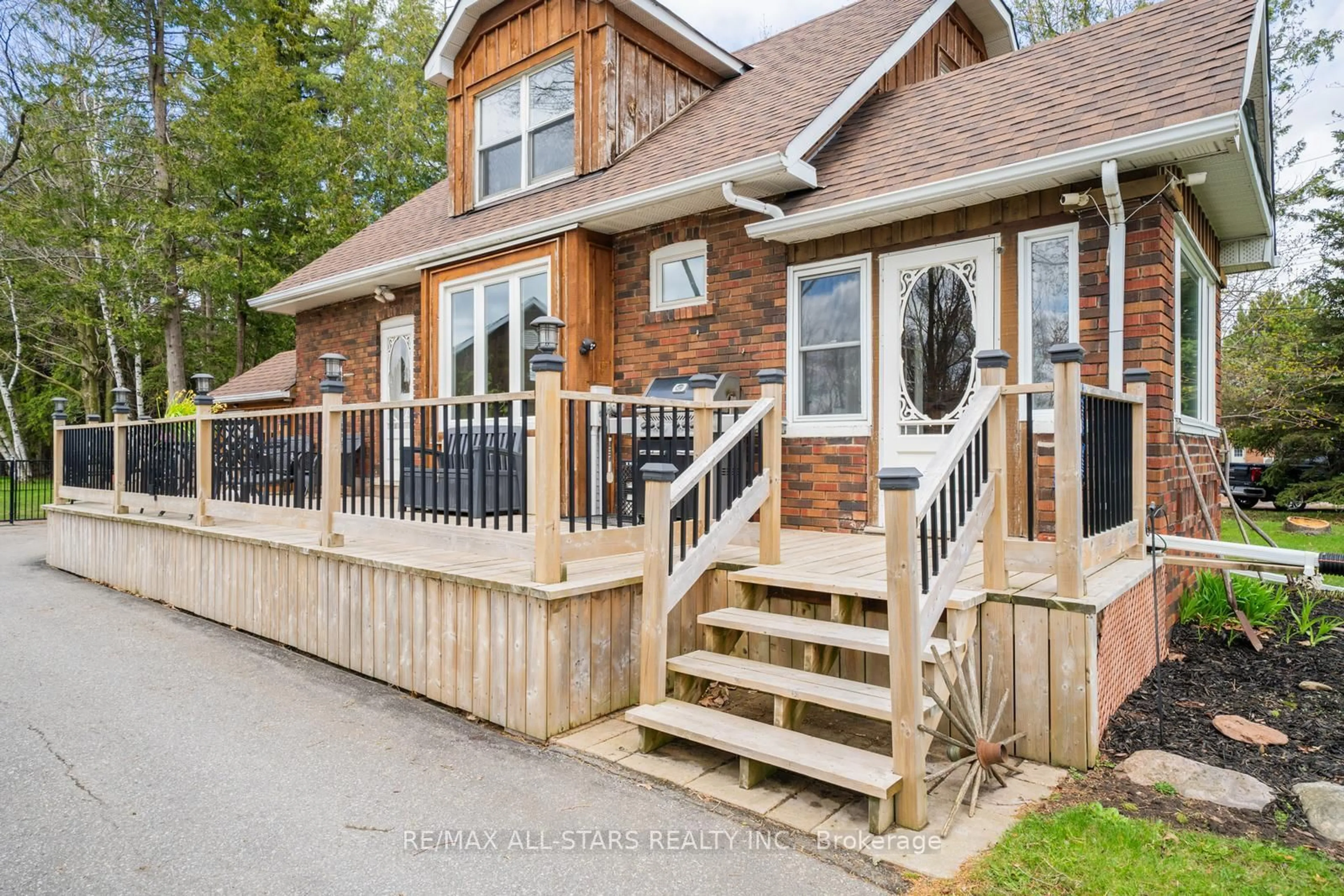 Home with brick exterior material, street for 12066 48 Highway, Whitchurch-Stouffville Ontario L4A 7X5