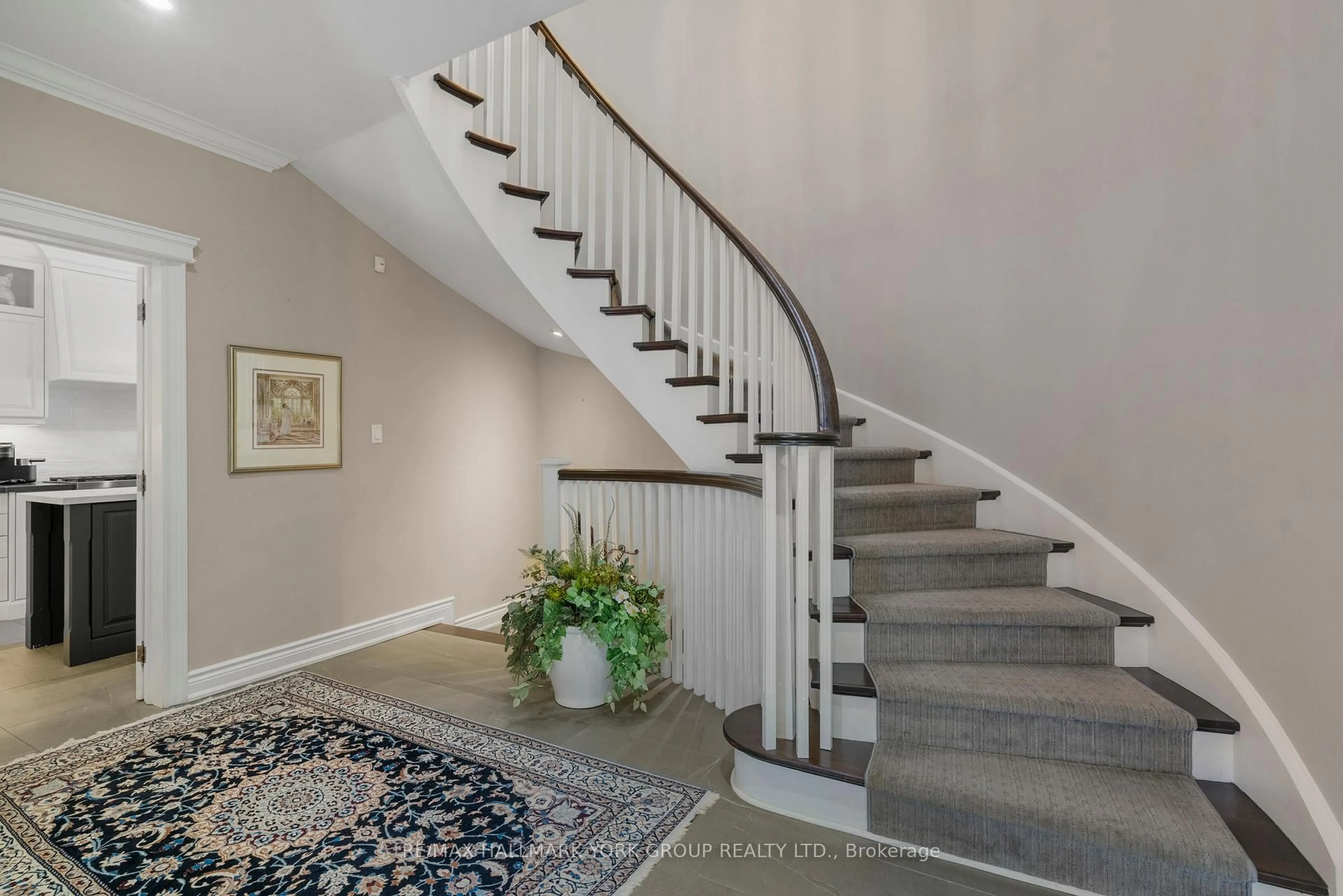 Unknown for 516 Quail Ridge Dr #20, Aurora Ontario L4G 0L5