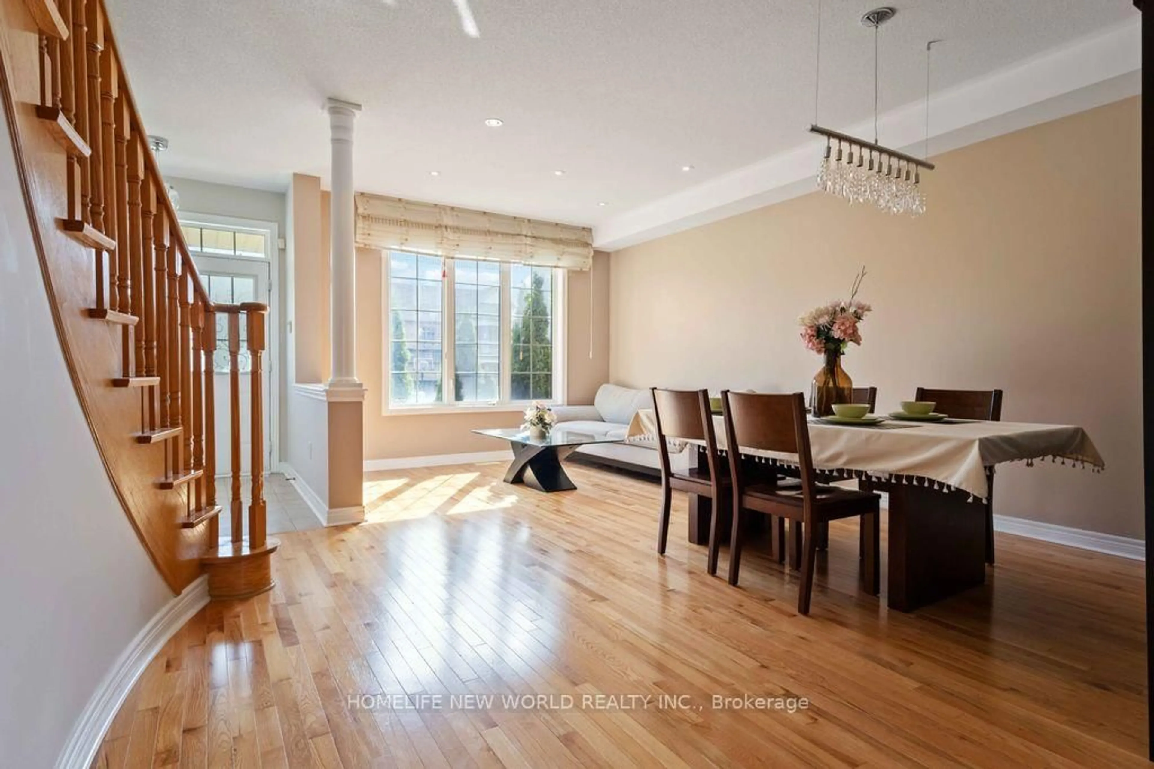 Dining room, wood/laminate floor for 332 Williamson Rd, Markham Ontario L6E 0H2