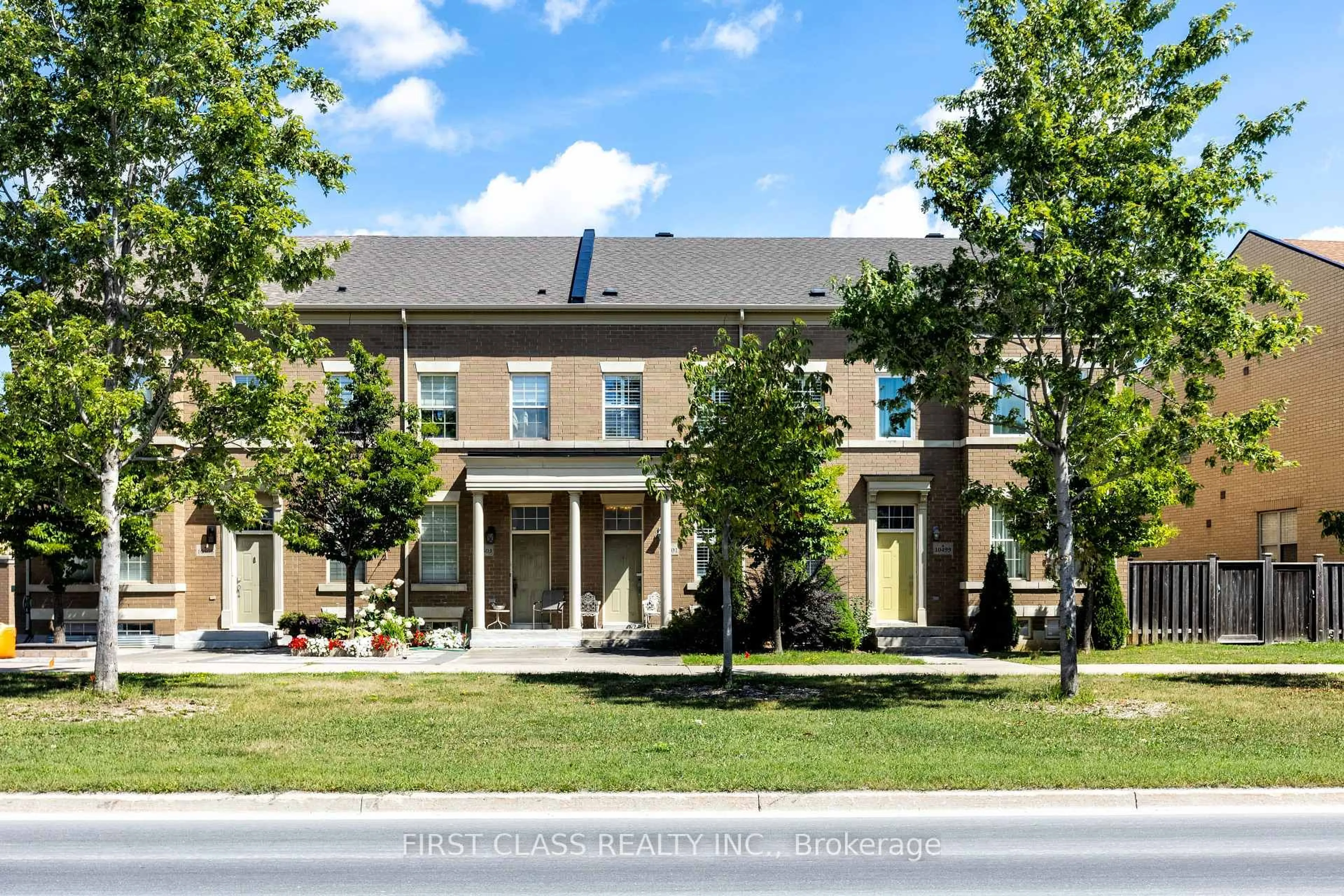 Home with brick exterior material, unknown for 10501 Woodbine Bypass Ave, Markham Ontario L6C 0K4