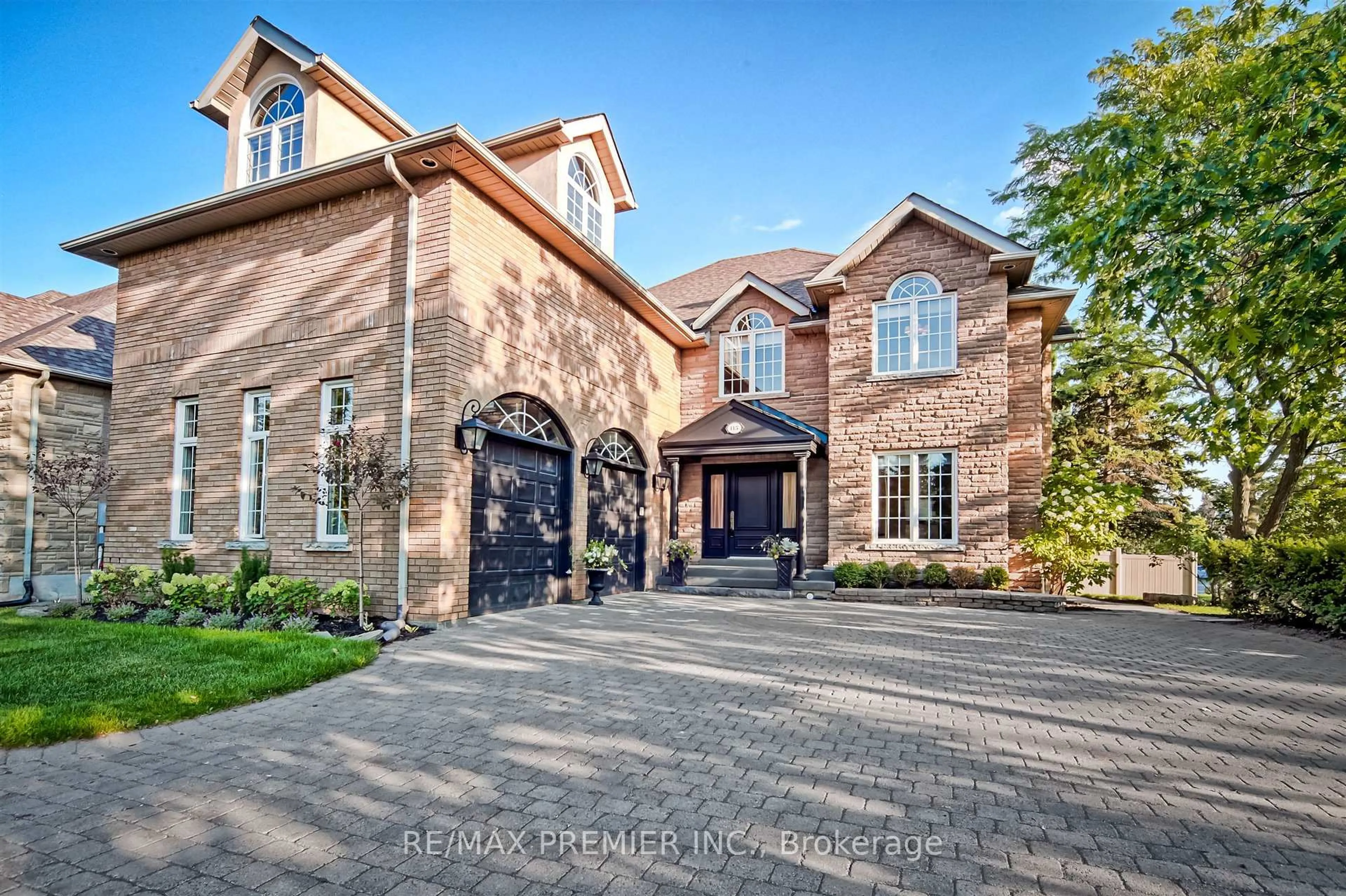 Home with brick exterior material, street for 115 Southlawn Dr, Vaughan Ontario L4H 1G8
