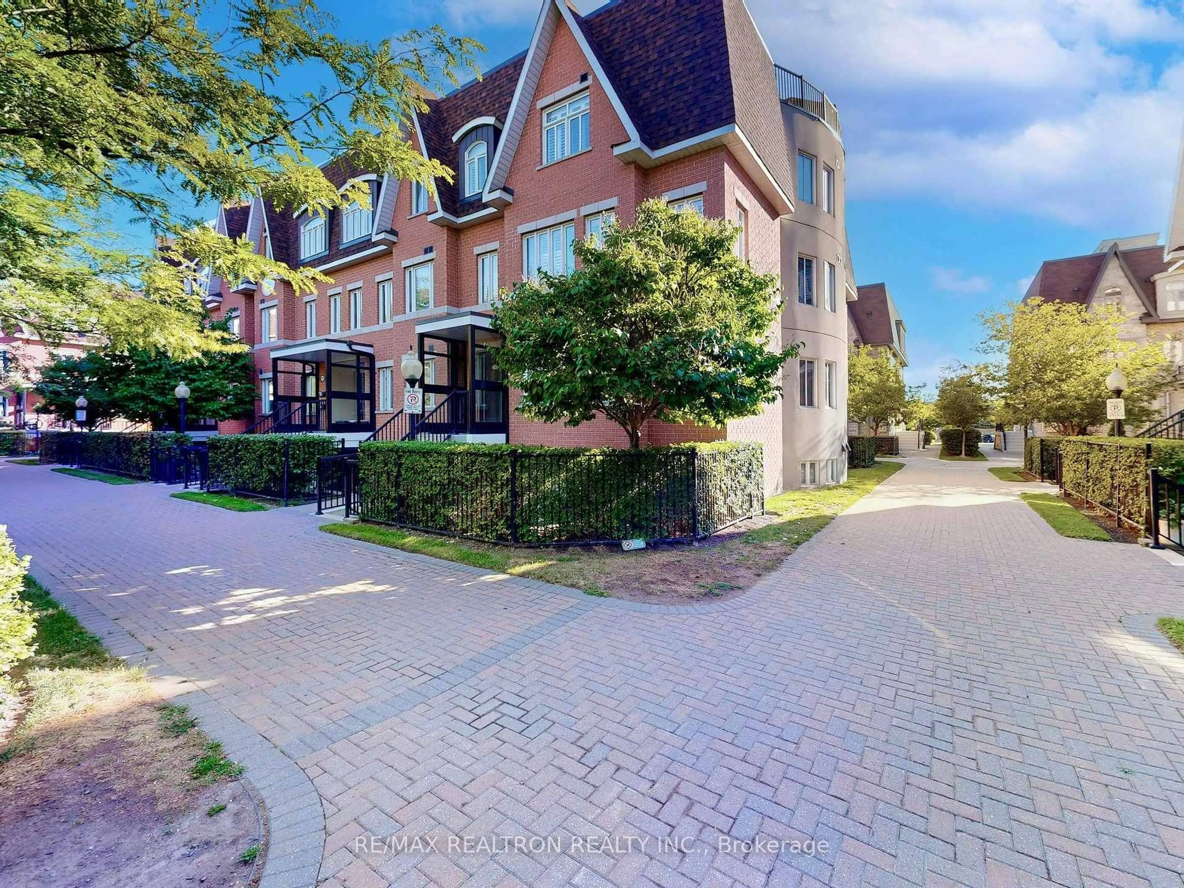 Unknown for 314 John St #366, Markham Ontario L3T 0A7