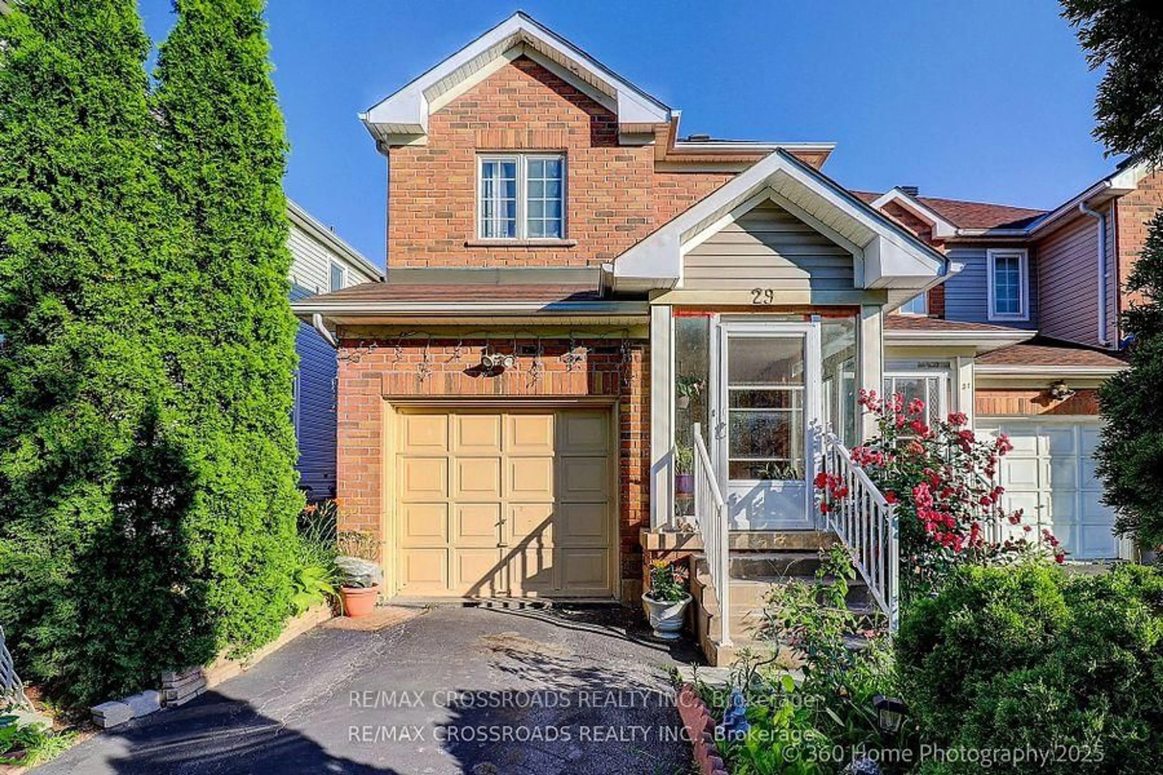 Home with brick exterior material, street for 29 Billingsley Cres, Markham Ontario L3S 4P2