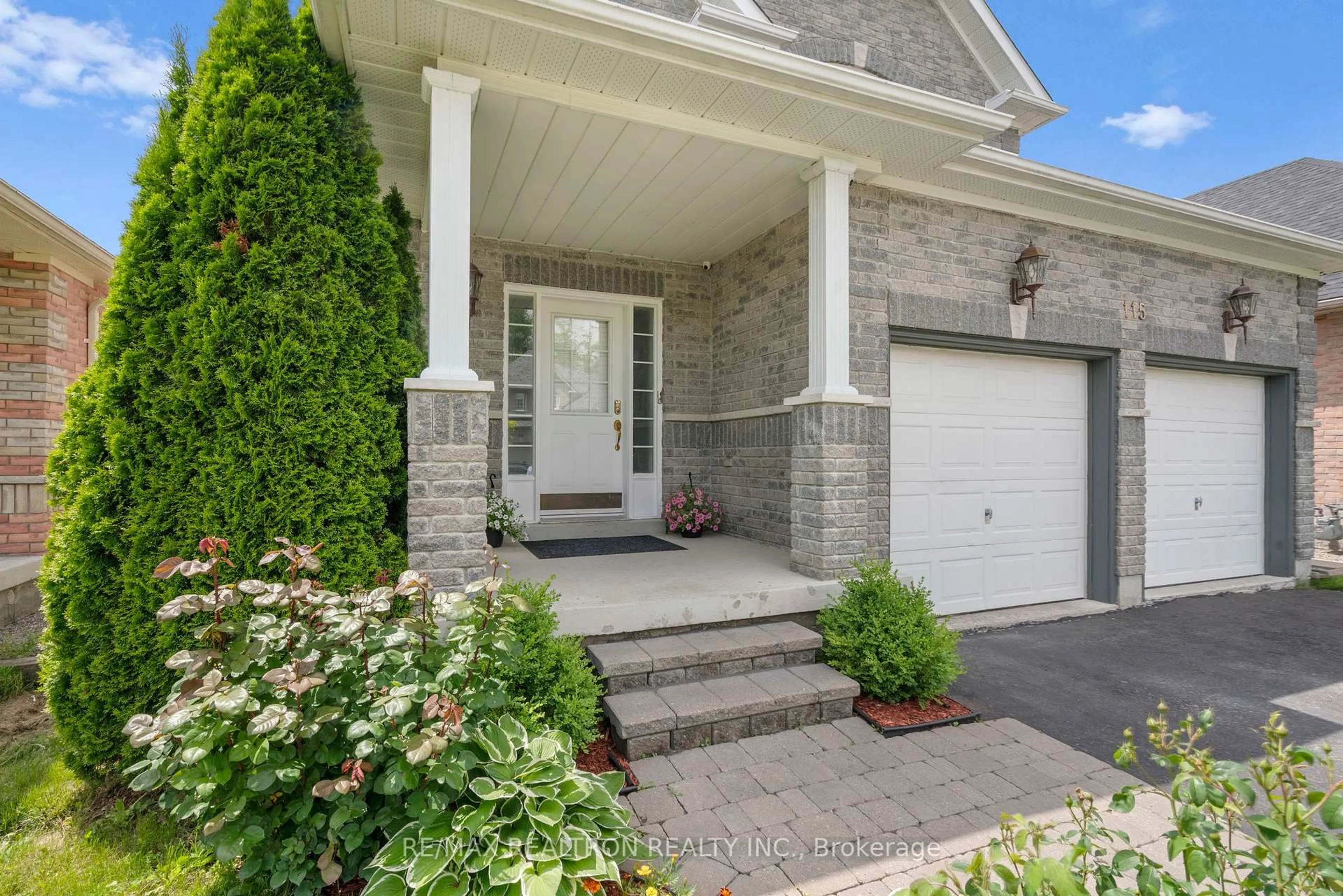 Home with brick exterior material, street for 115 Glendower Cres, Georgina Ontario L4P 0A2