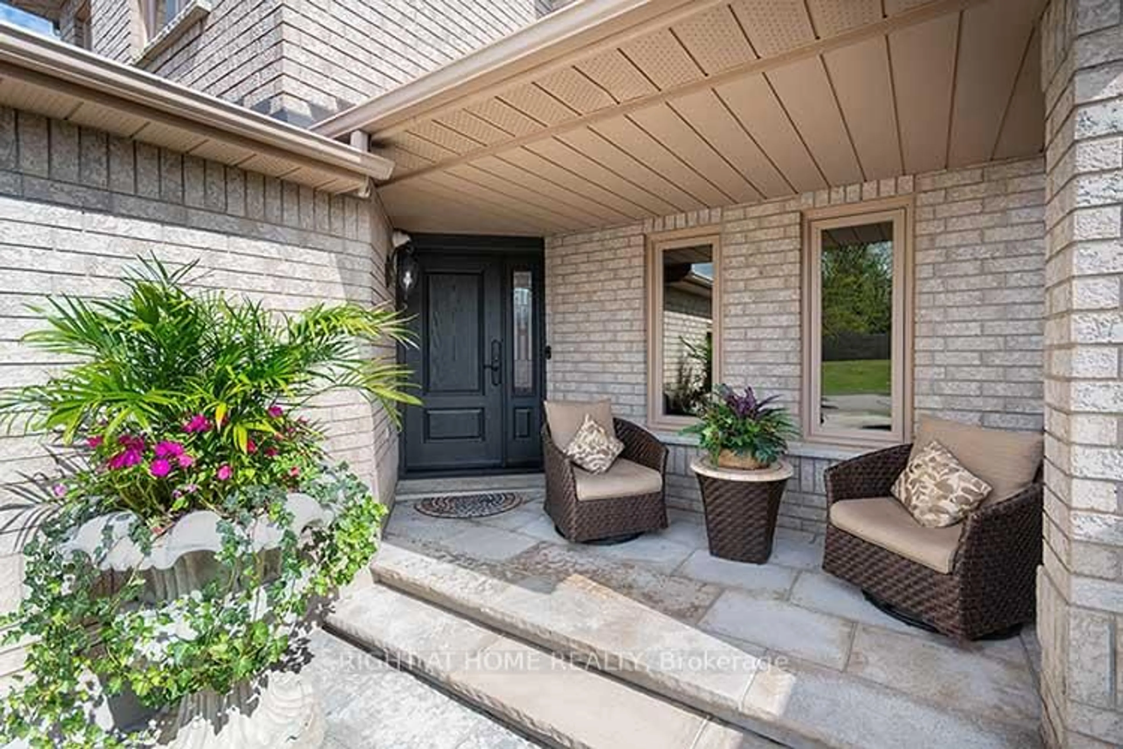 Unknown for 166 Royalpark Way, Vaughan Ontario L4H 1J7