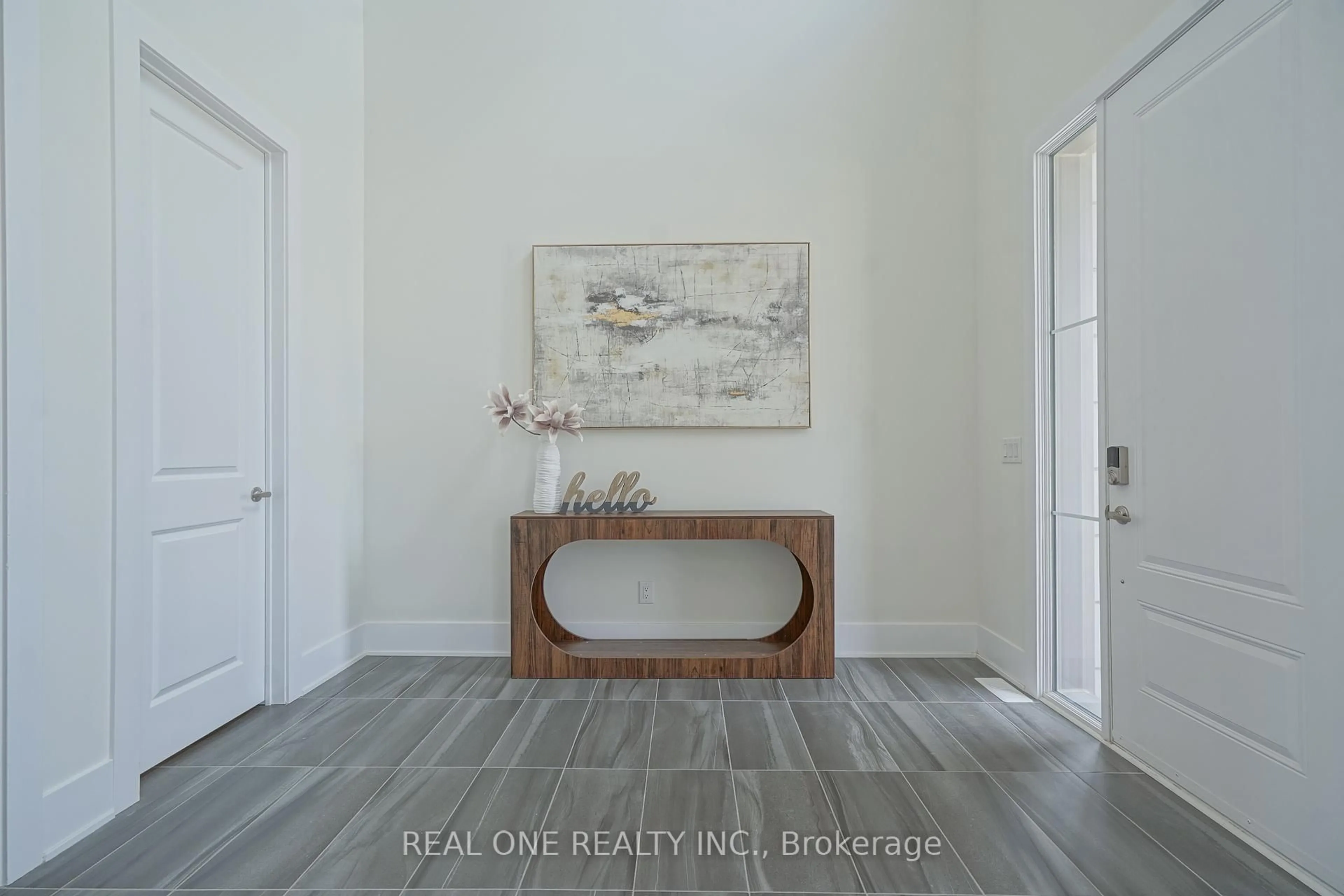 Indoor entryway for 5 Godfrey Willis Dr, Markham Ontario L6C 3N1