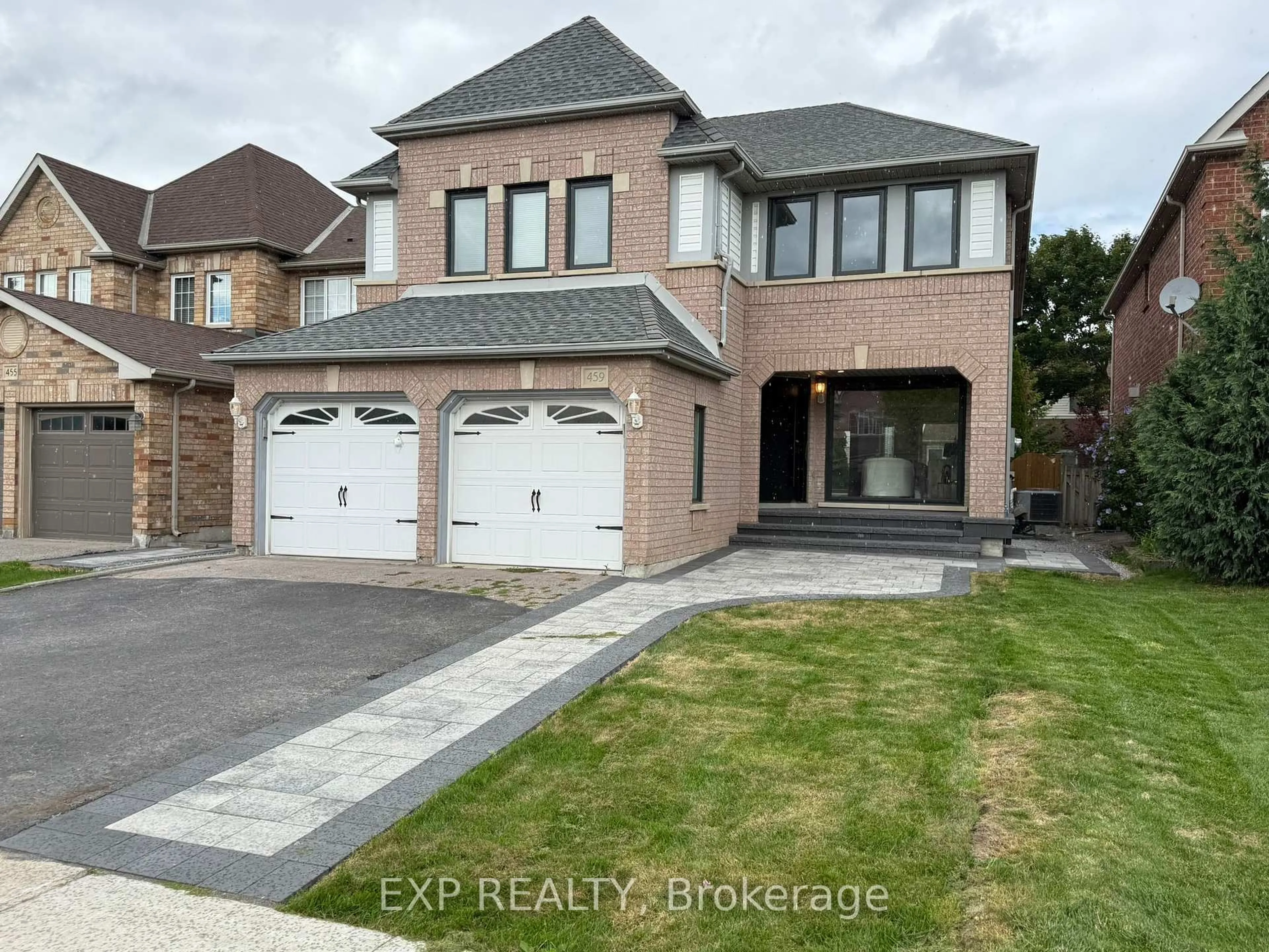 Home with brick exterior material, street for 459 Silken Laumann Dr, Newmarket Ontario L3X 2H9