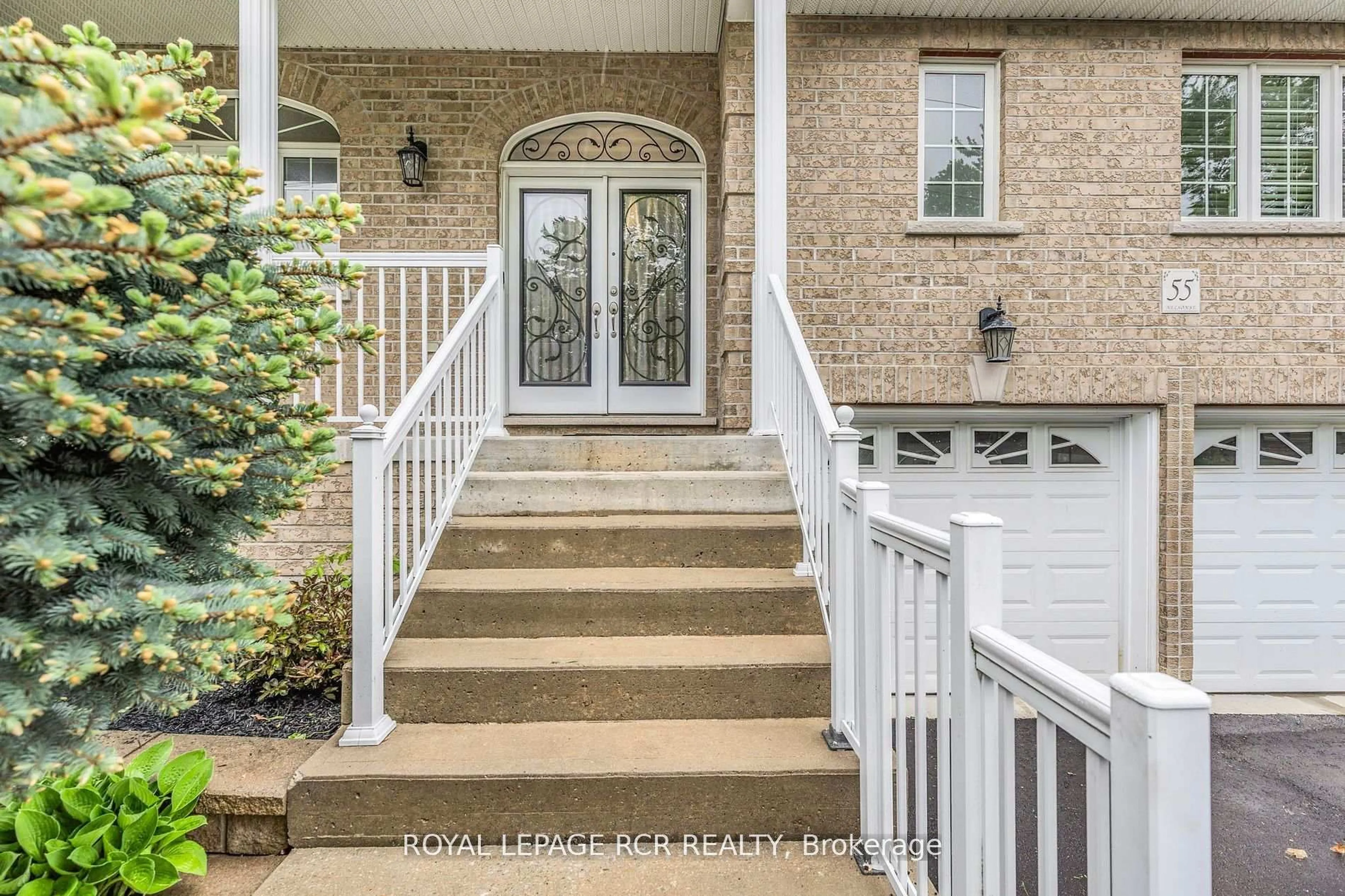 Unknown for 55 Nelson St, Bradford West Gwillimbury Ontario L3Z 1E4
