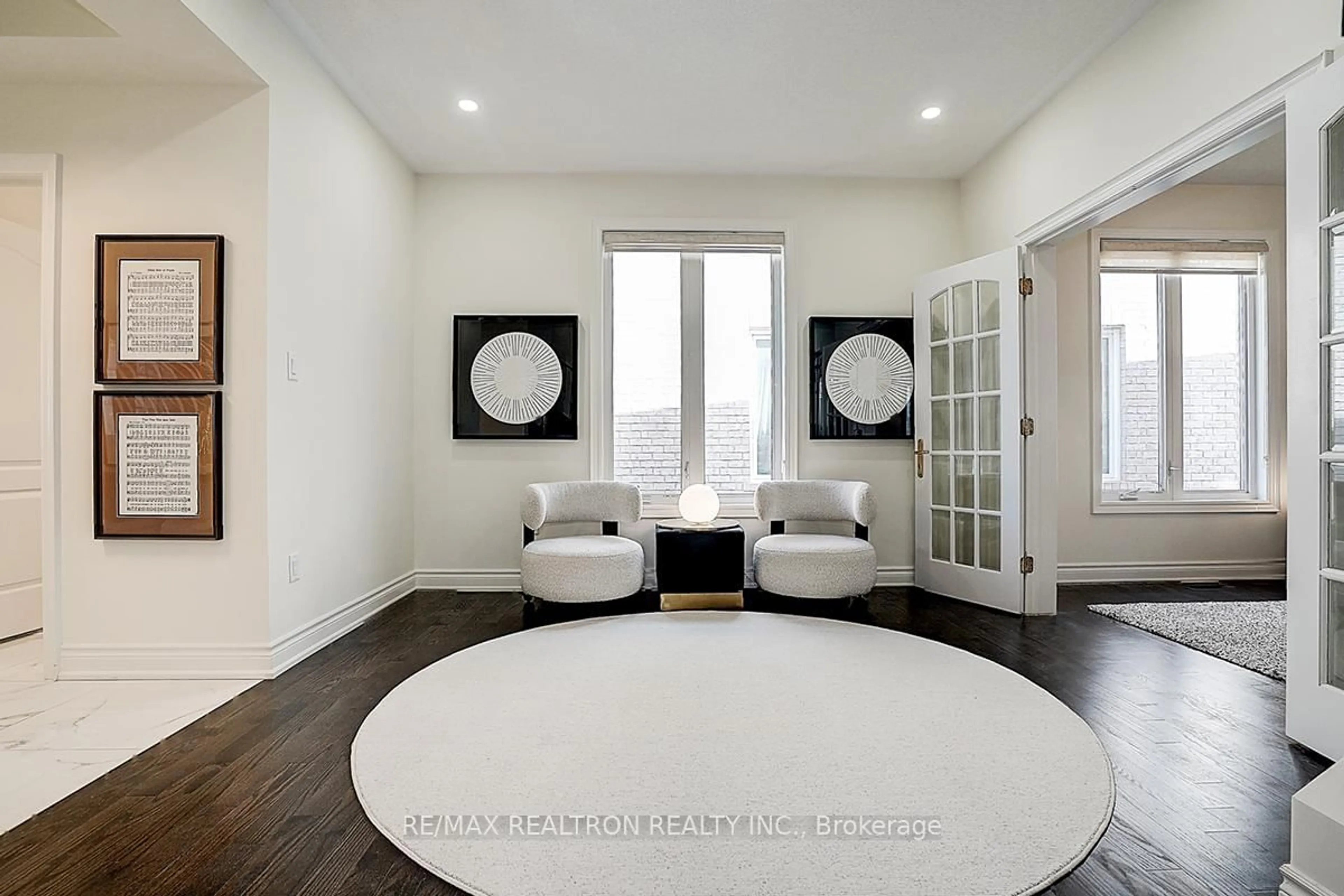 Unknown for 837 Langford Blvd, Bradford West Gwillimbury Ontario L3Z 4H9