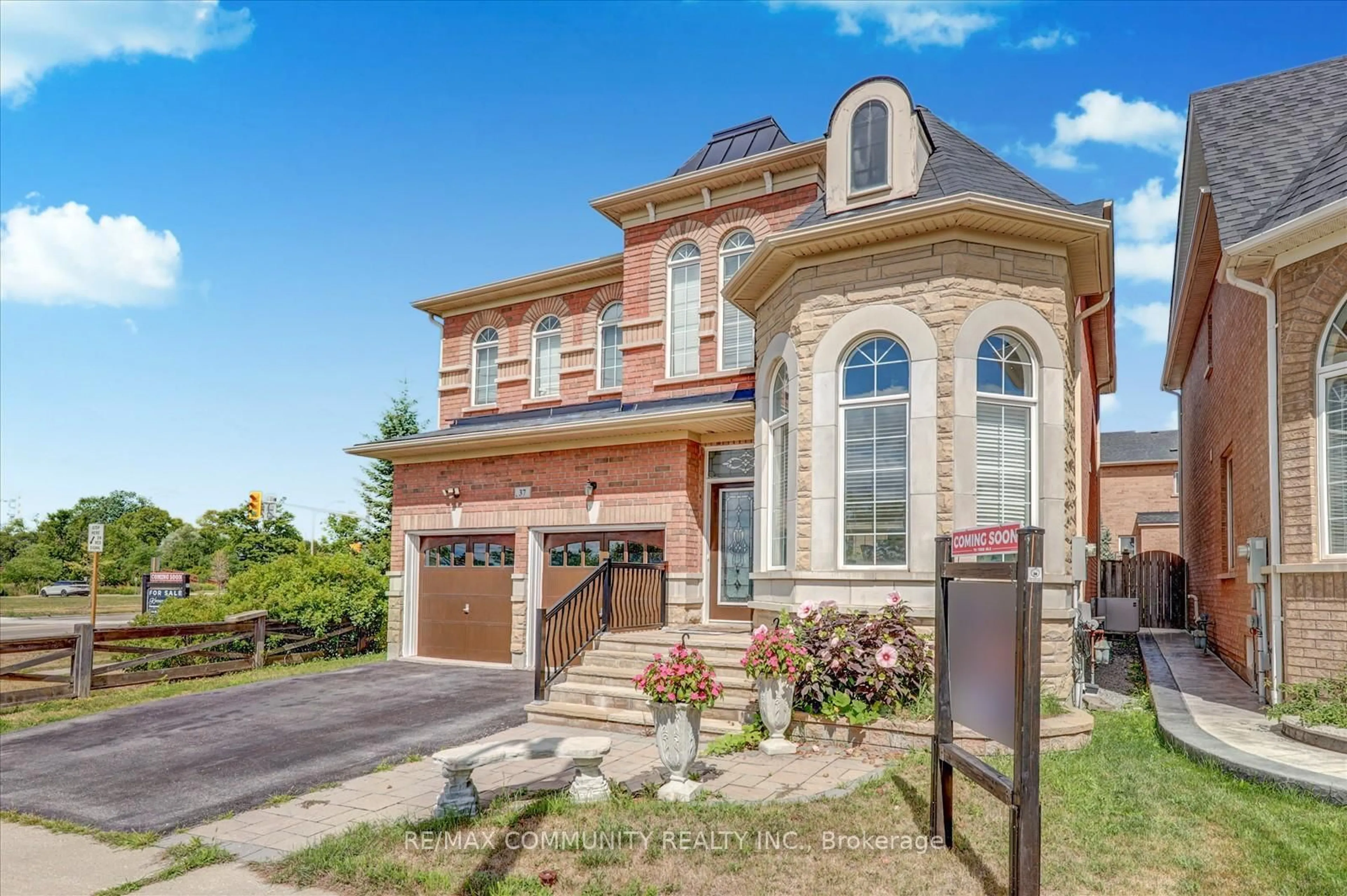 Home with brick exterior material, street for 37 Condarcuri Cres, Markham Ontario L6B 0G9