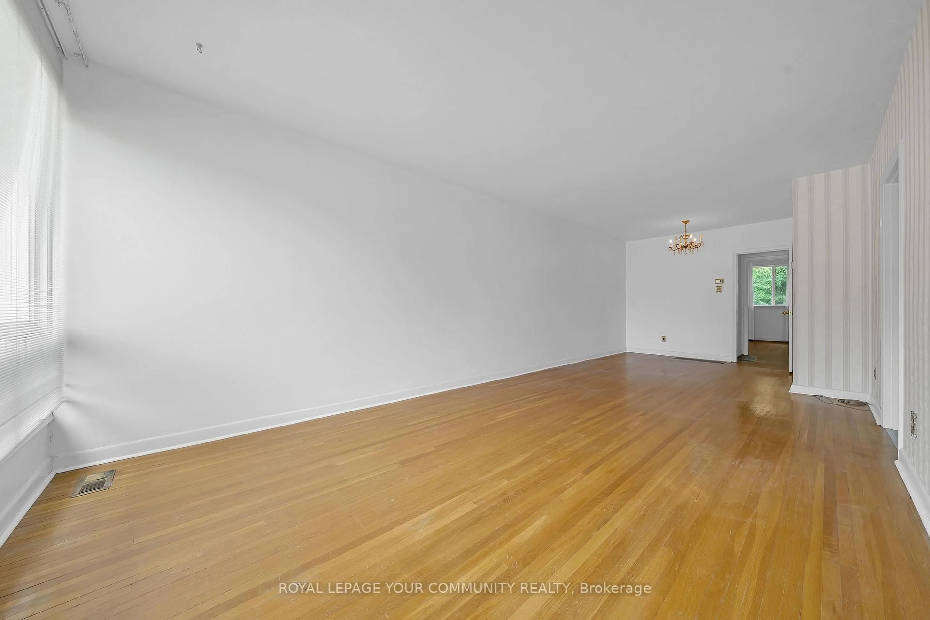 A pic of a room for 264 Mc Convey Dr, Richmond Hill Ontario L4C 3K2