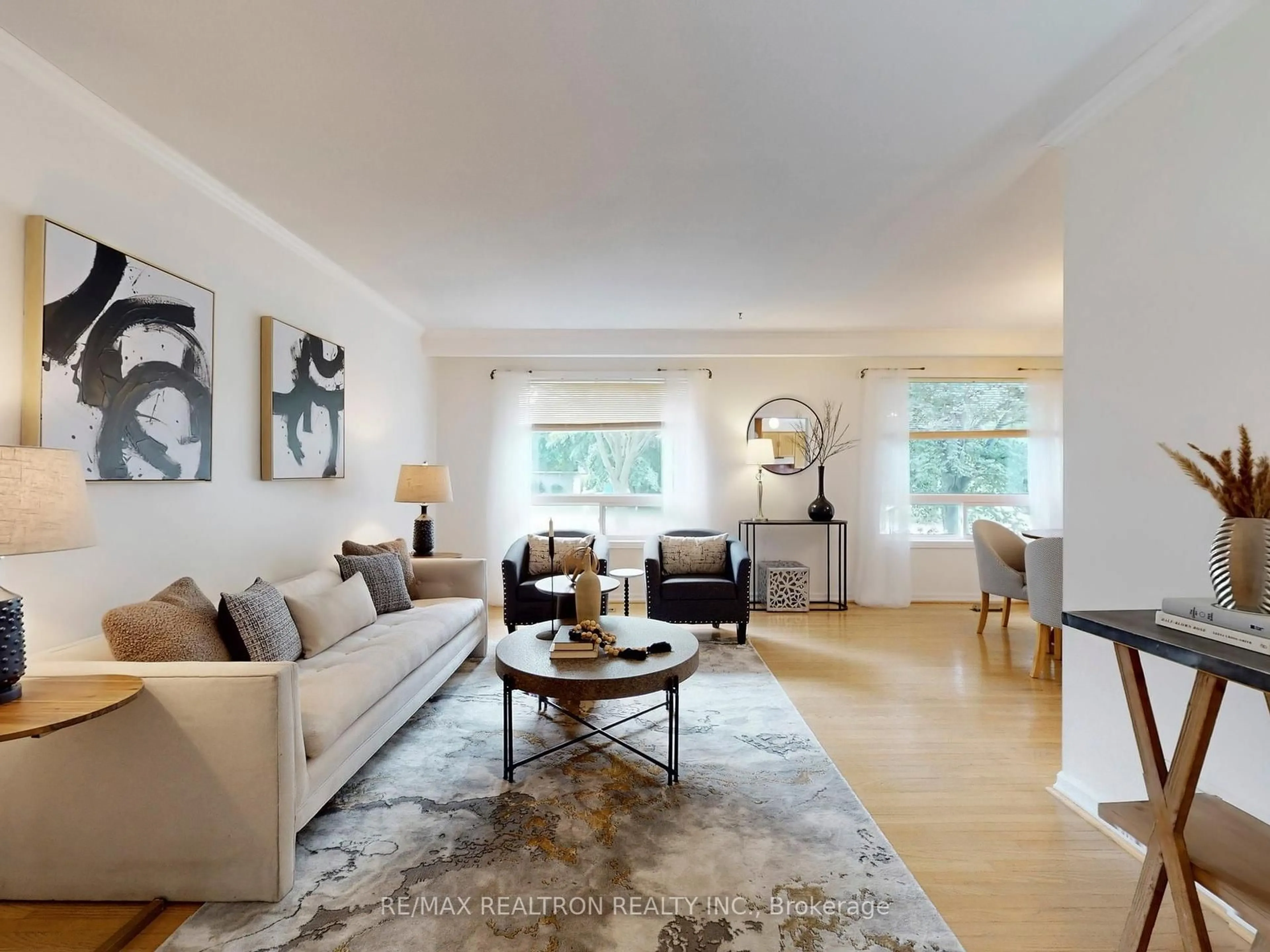 Living room with furniture, unknown for 24 Castle Harbour Lane, Markham Ontario L3T 3A2