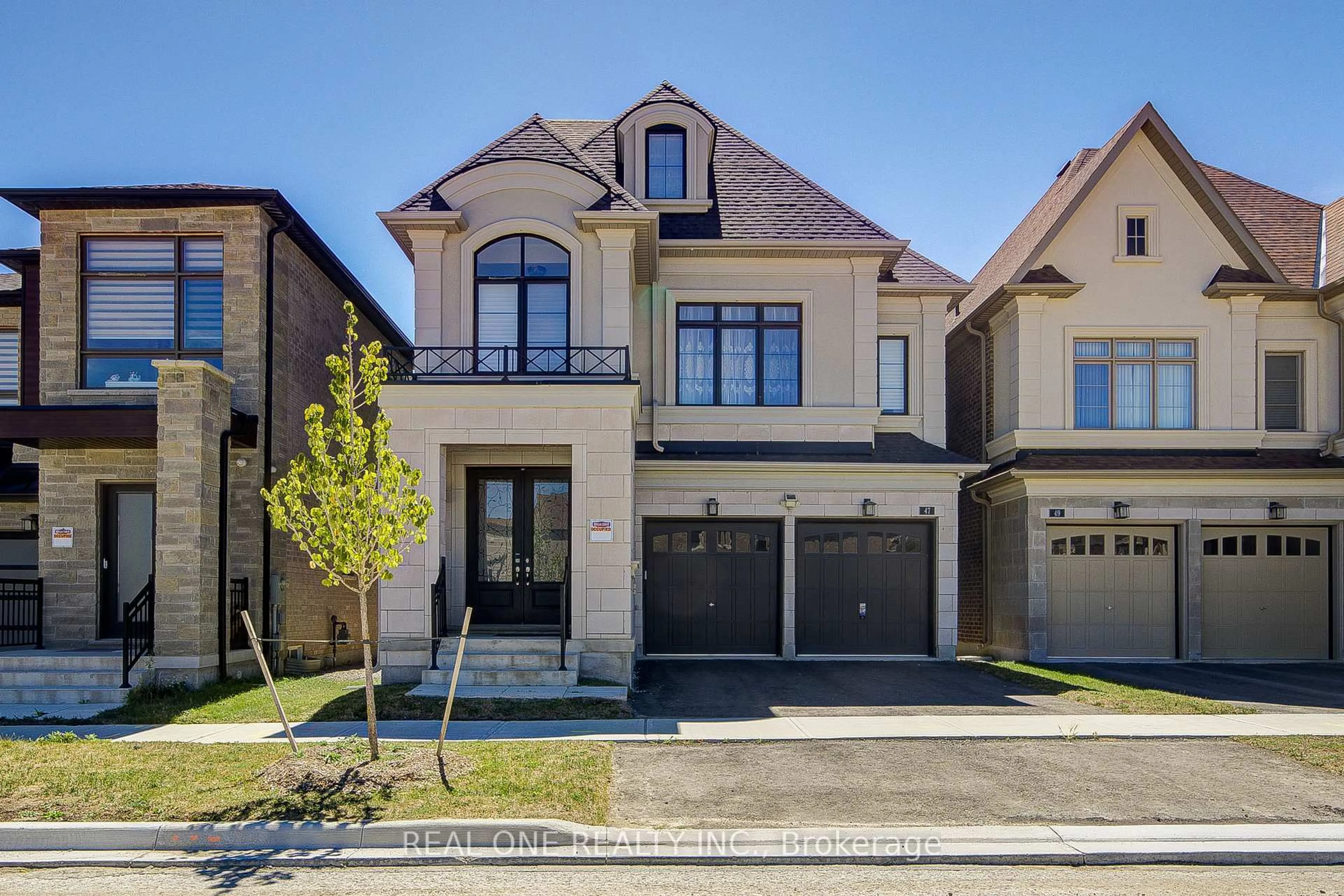 Home with brick exterior material, street for 47 Milky Way Dr, Richmond Hill Ontario L4C 4M9