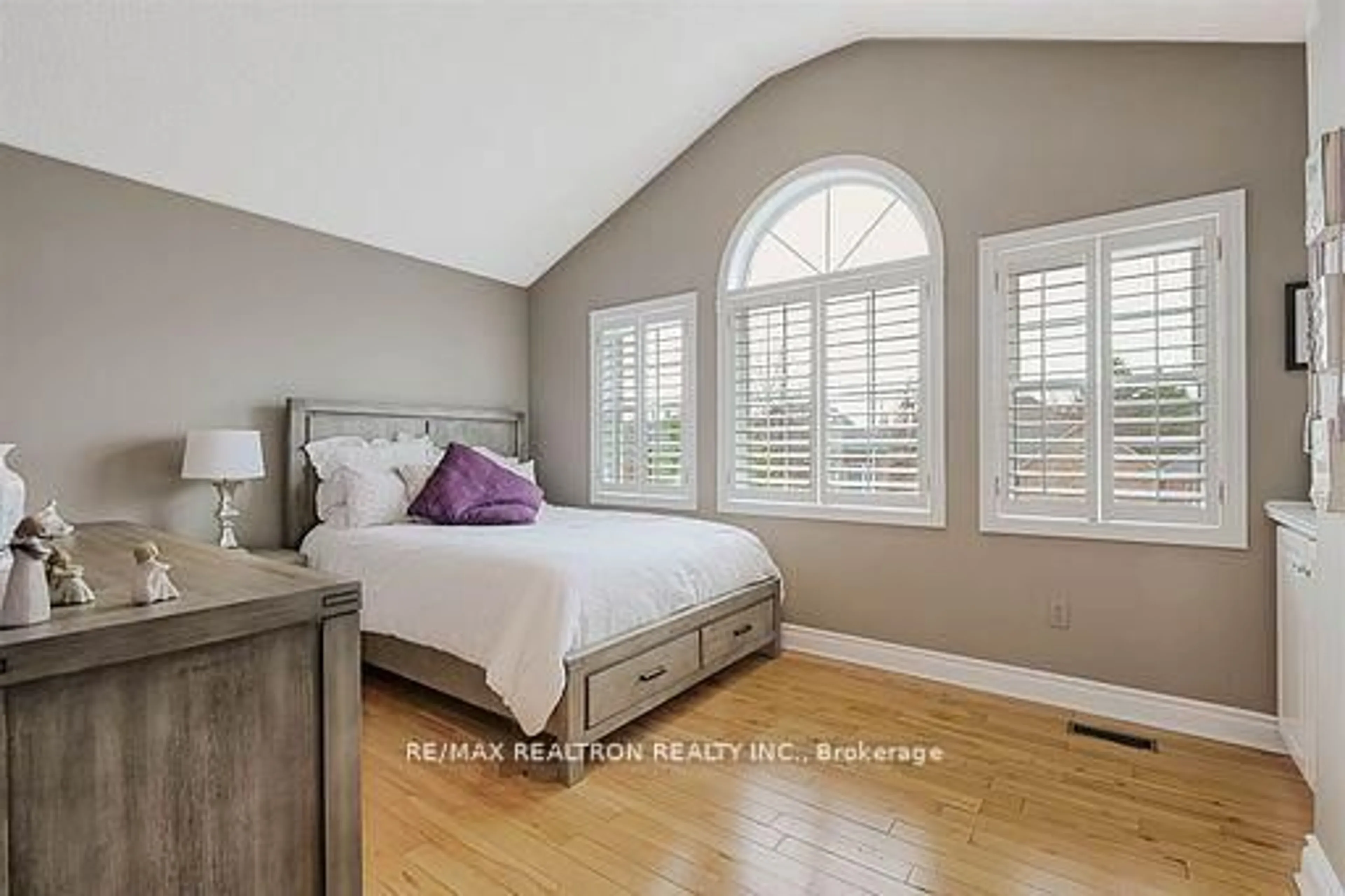 Bedroom with bed, wood/laminate floor for 870 Shadrach Dr, Newmarket Ontario L3X 2H3