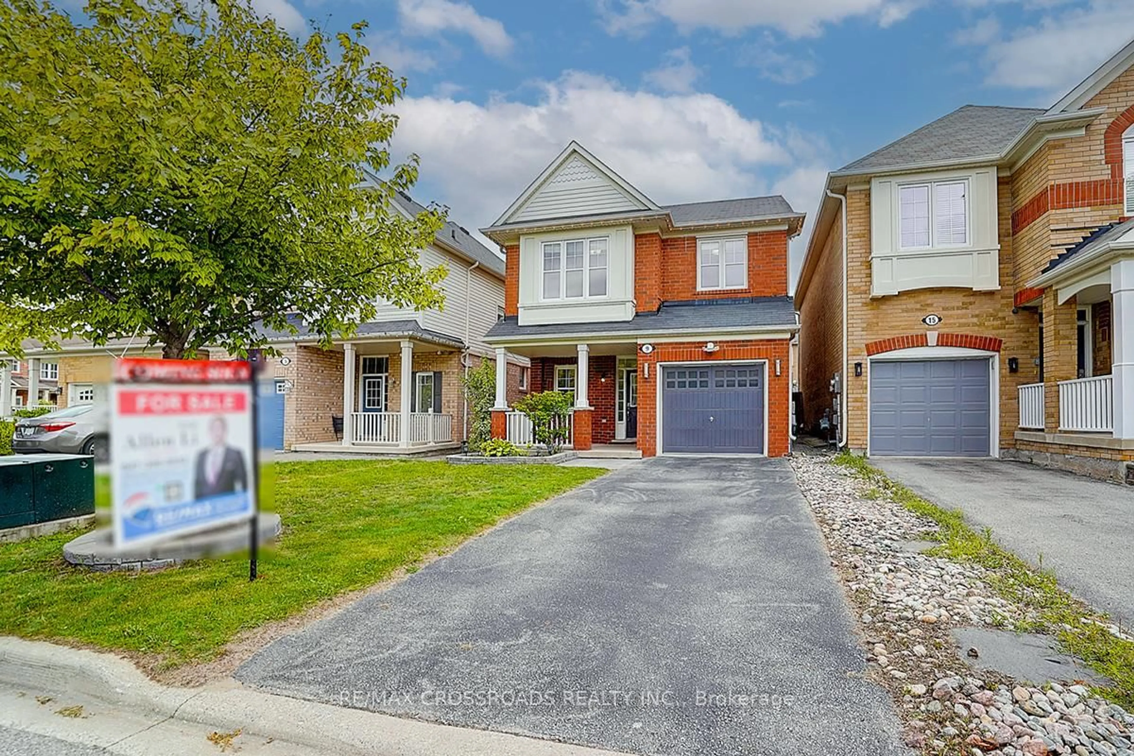 Home with brick exterior material, street for 9 Whiterose Lane, Whitchurch-Stouffville Ontario L4A 0Z7