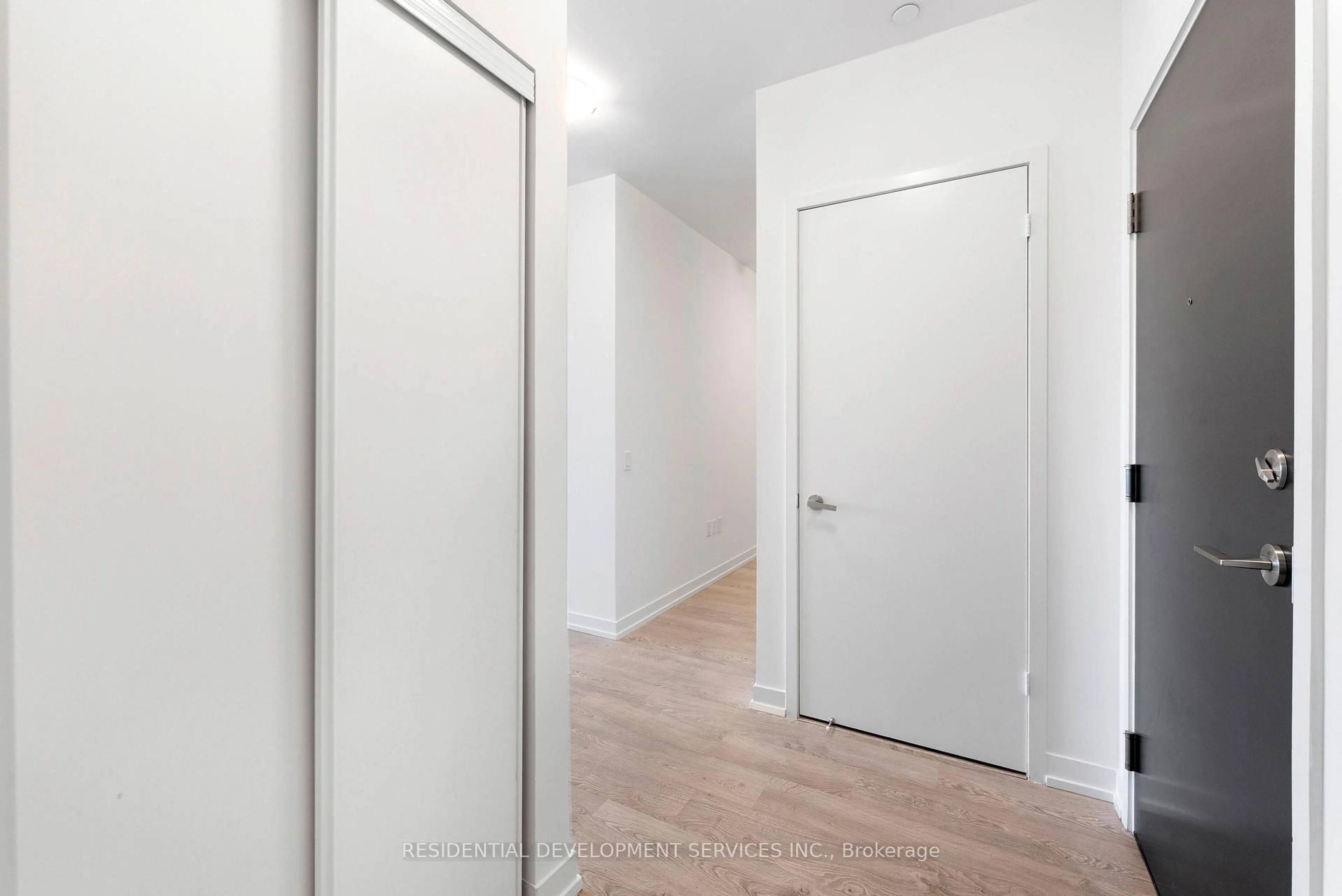 Unknown for 3 Rosewater St #701W, Richmond Hill Ontario L4C 5T6