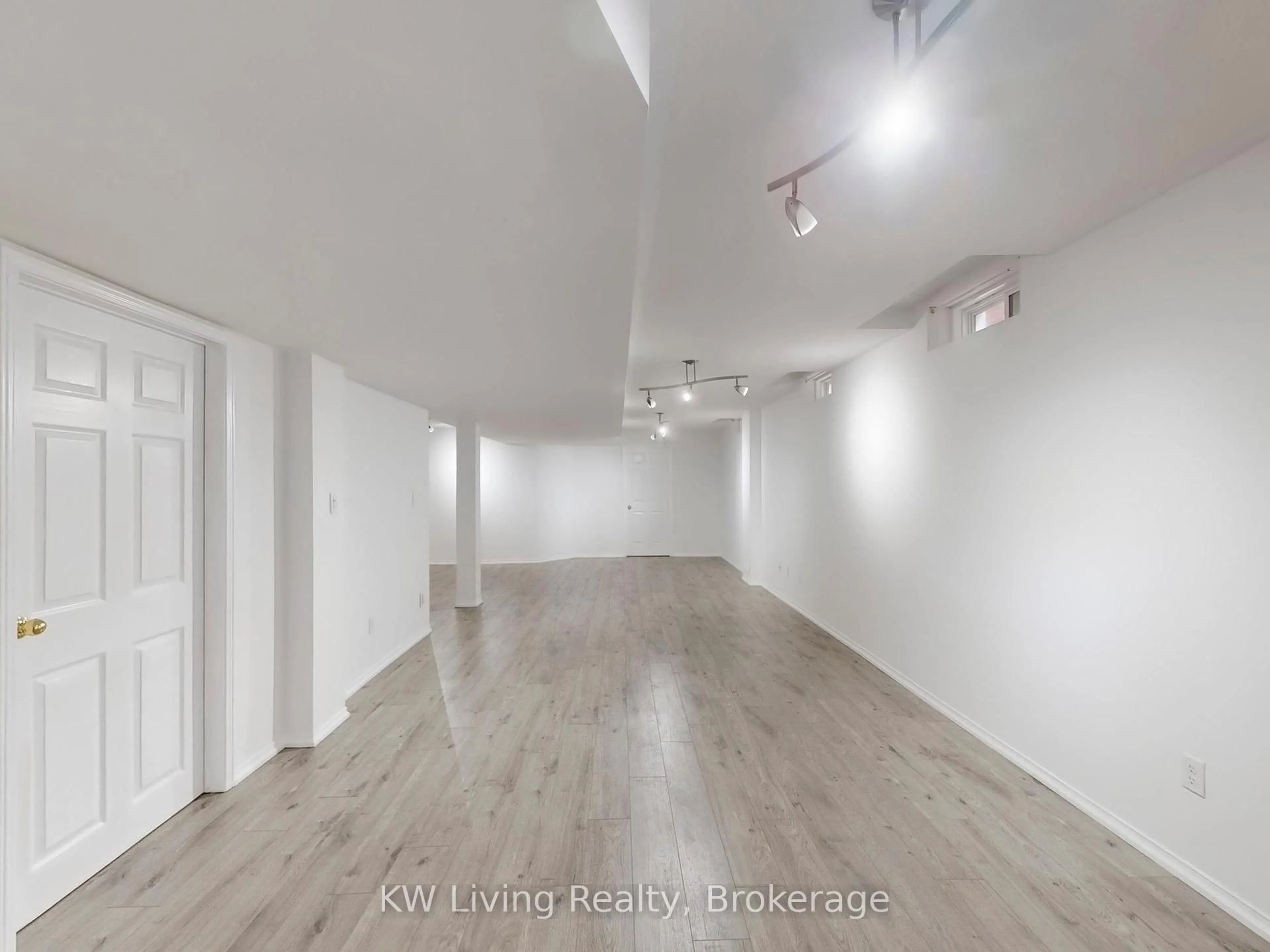 A pic of a room for 38 Coronet St, Whitchurch-Stouffville Ontario L4A 0X8