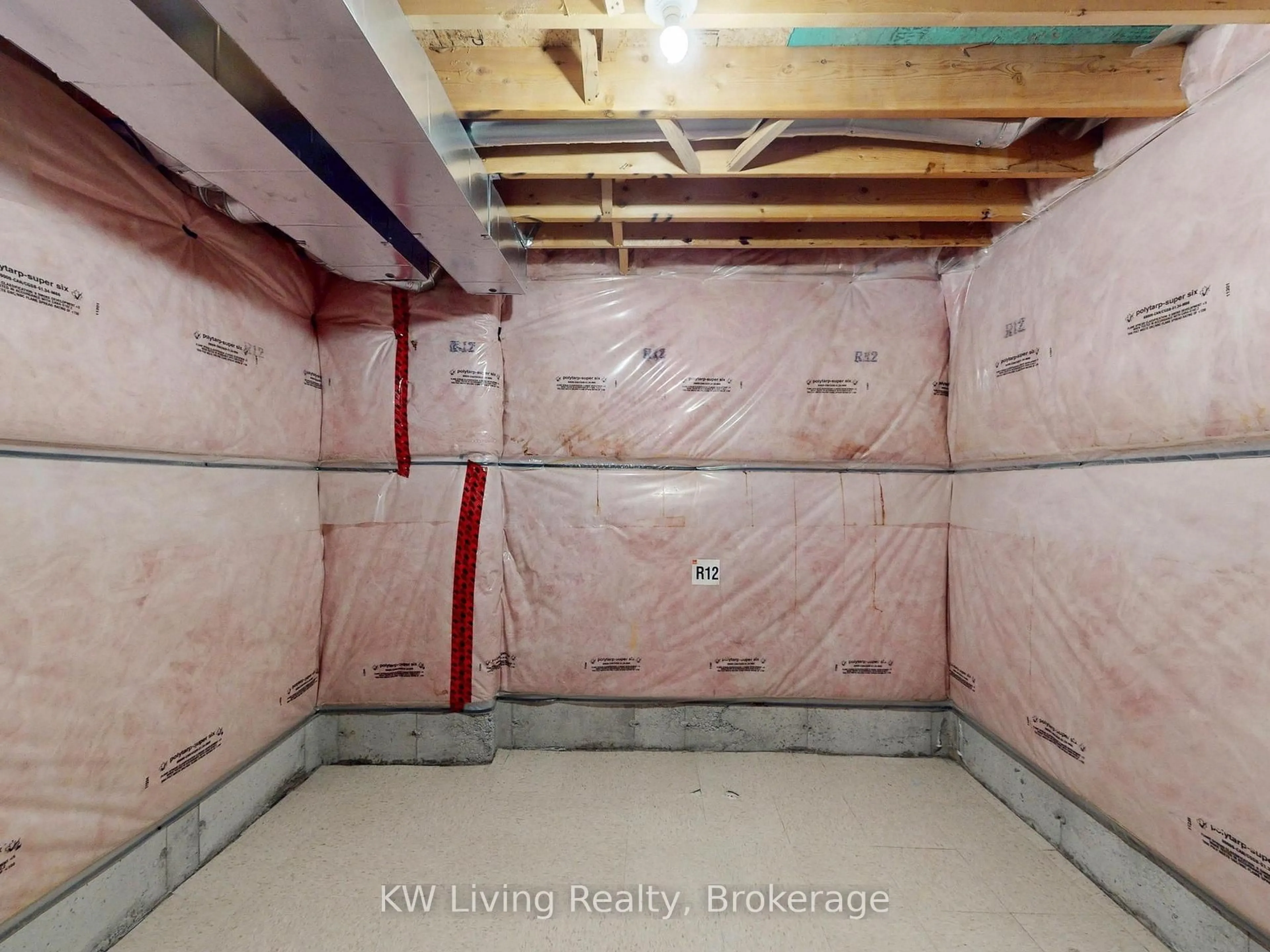 Storage room or clothes room or walk-in closet for 38 Coronet St, Whitchurch-Stouffville Ontario L4A 0X8