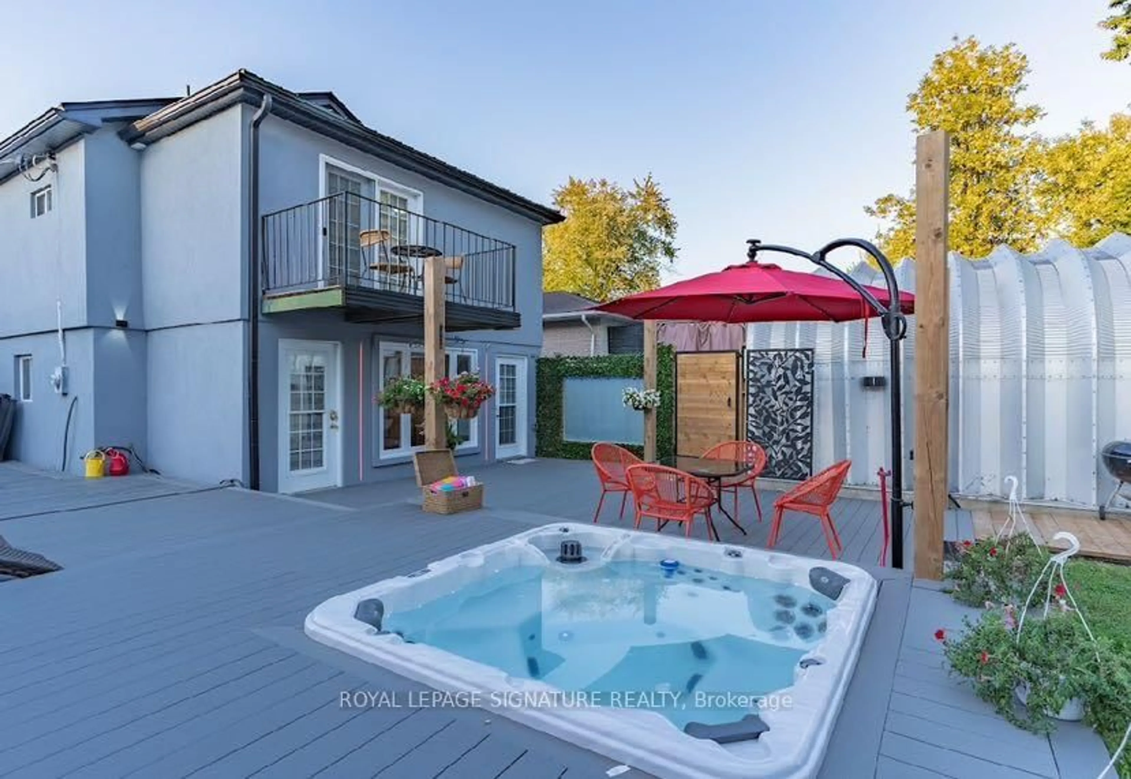 Patio, unknown for 245 Bayview Ave, Georgina Ontario L4P 2T9