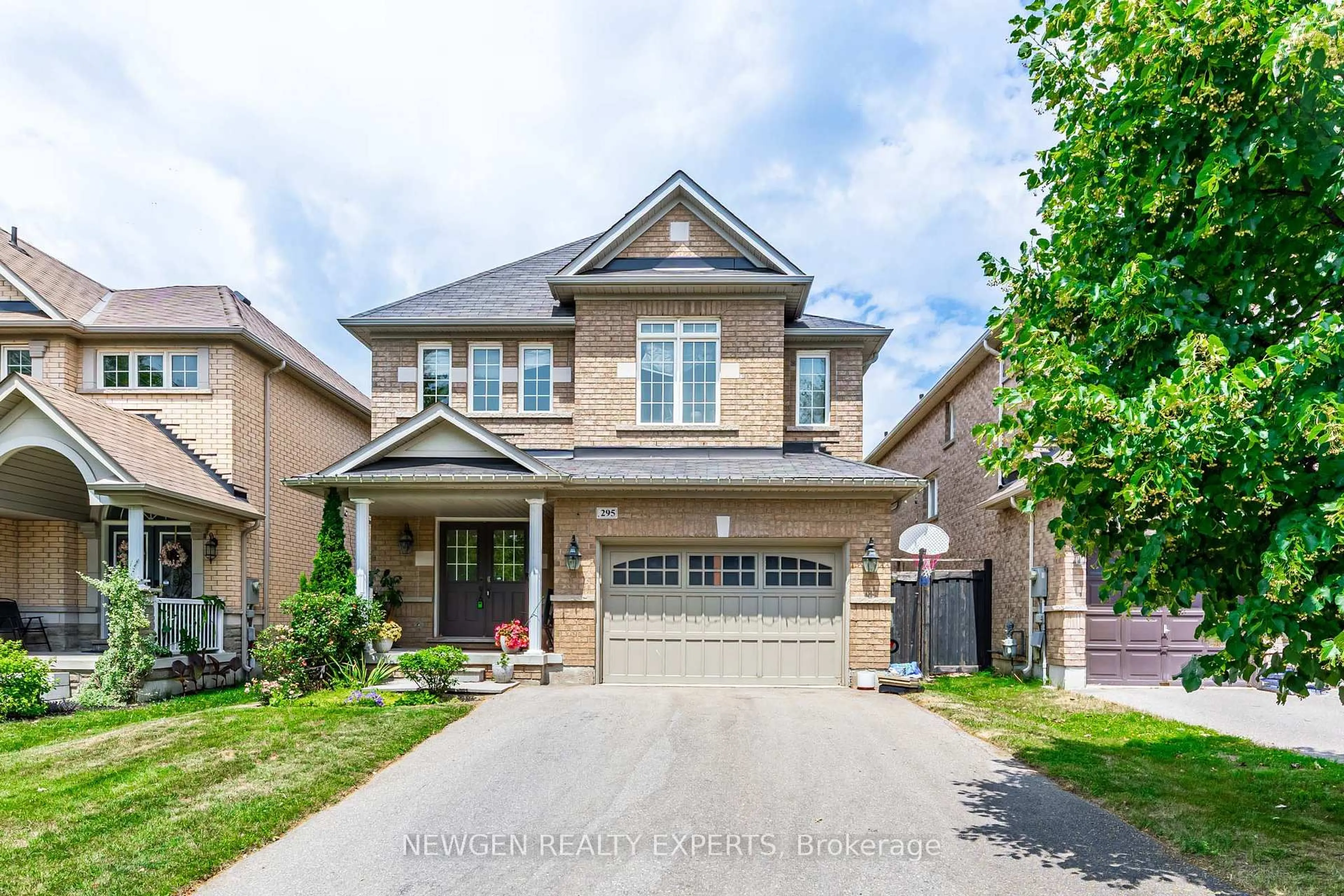Home with brick exterior material, street for 295 Petticoat Rd, Vaughan Ontario L6A 0M3