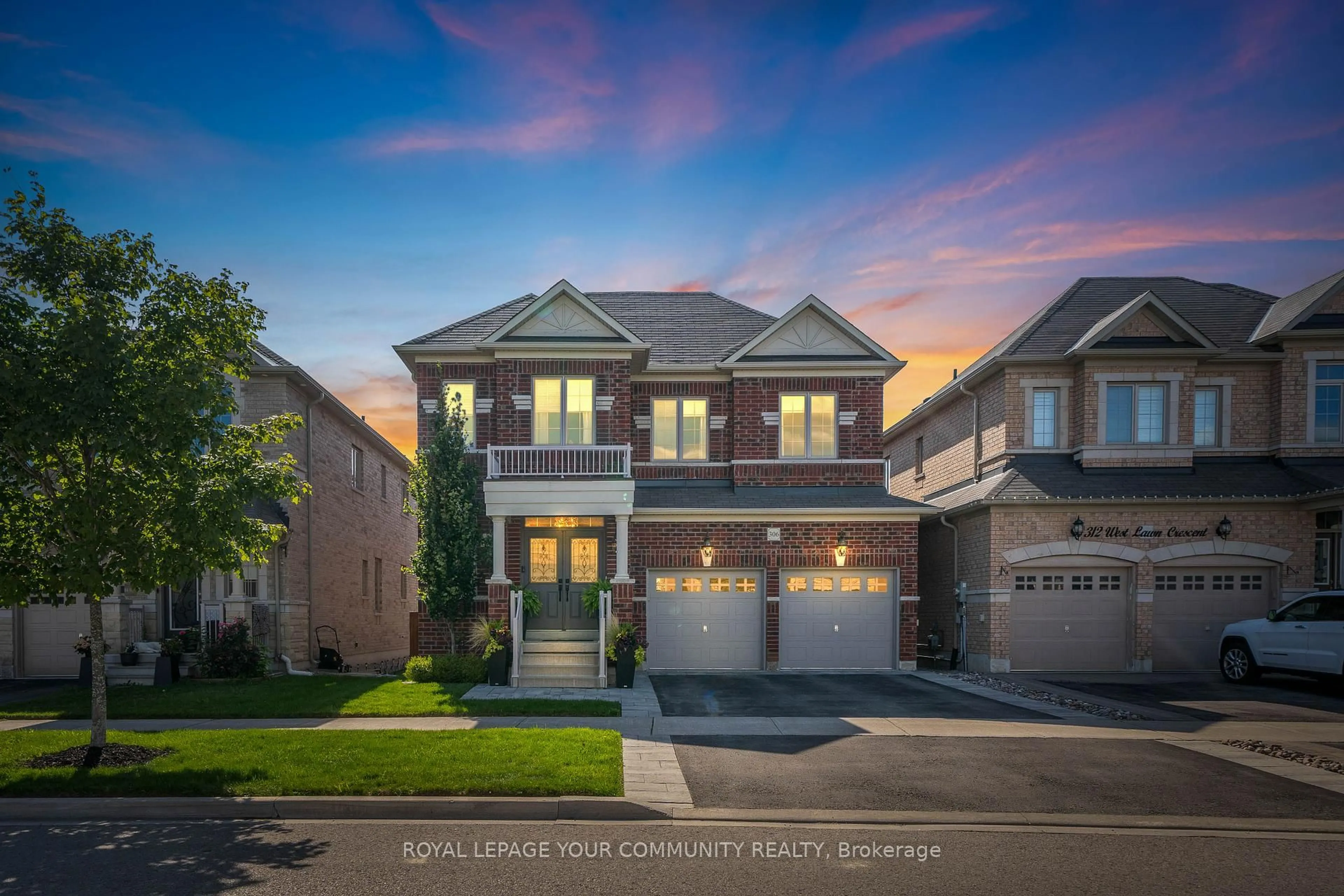 Unknown for 306 West Lawn Cres, Whitchurch-Stouffville Ontario L4A 0B3