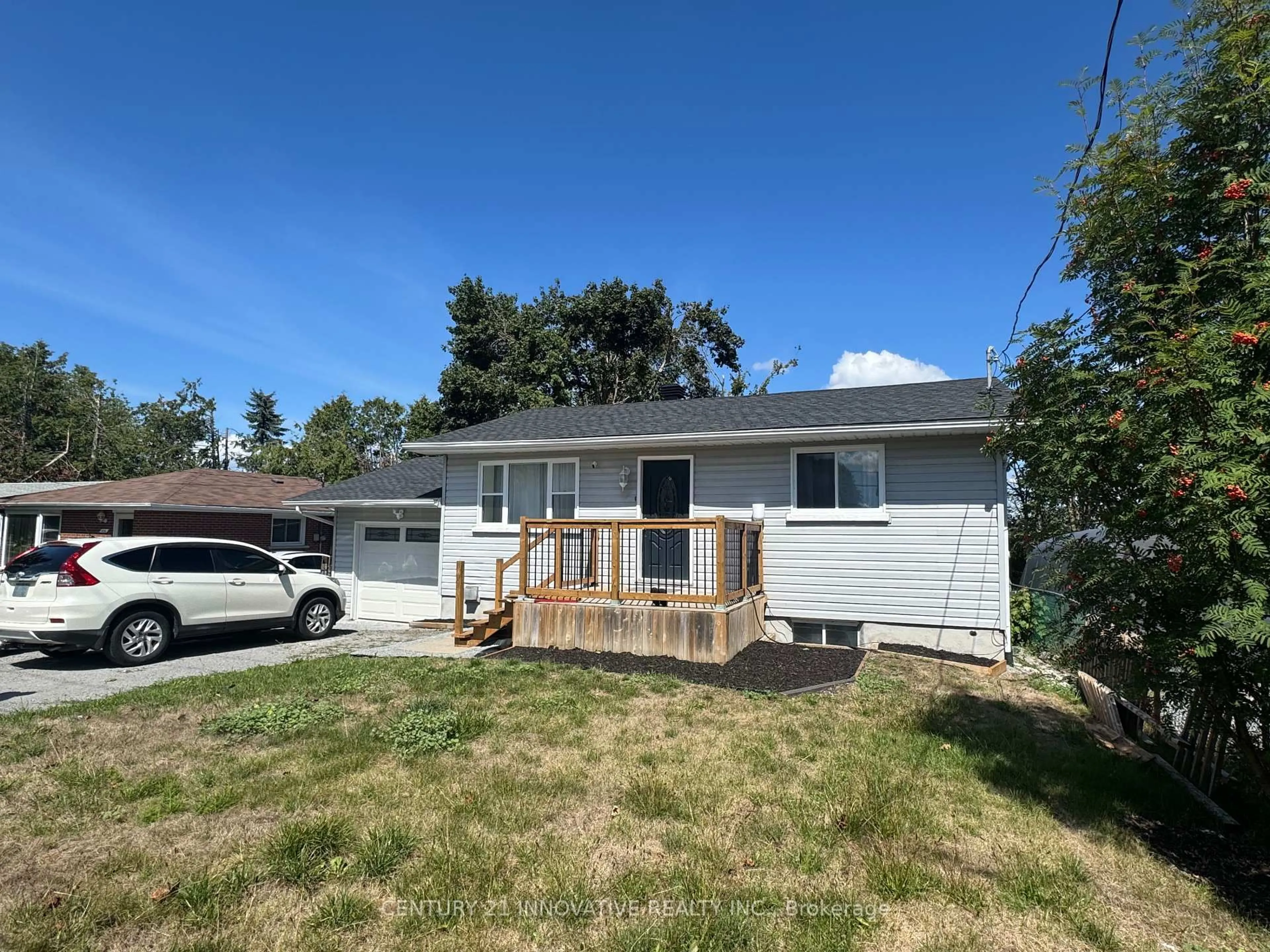 Home with vinyl exterior material, street for 612 Simcoe St, Brock Ontario L0K 1A0