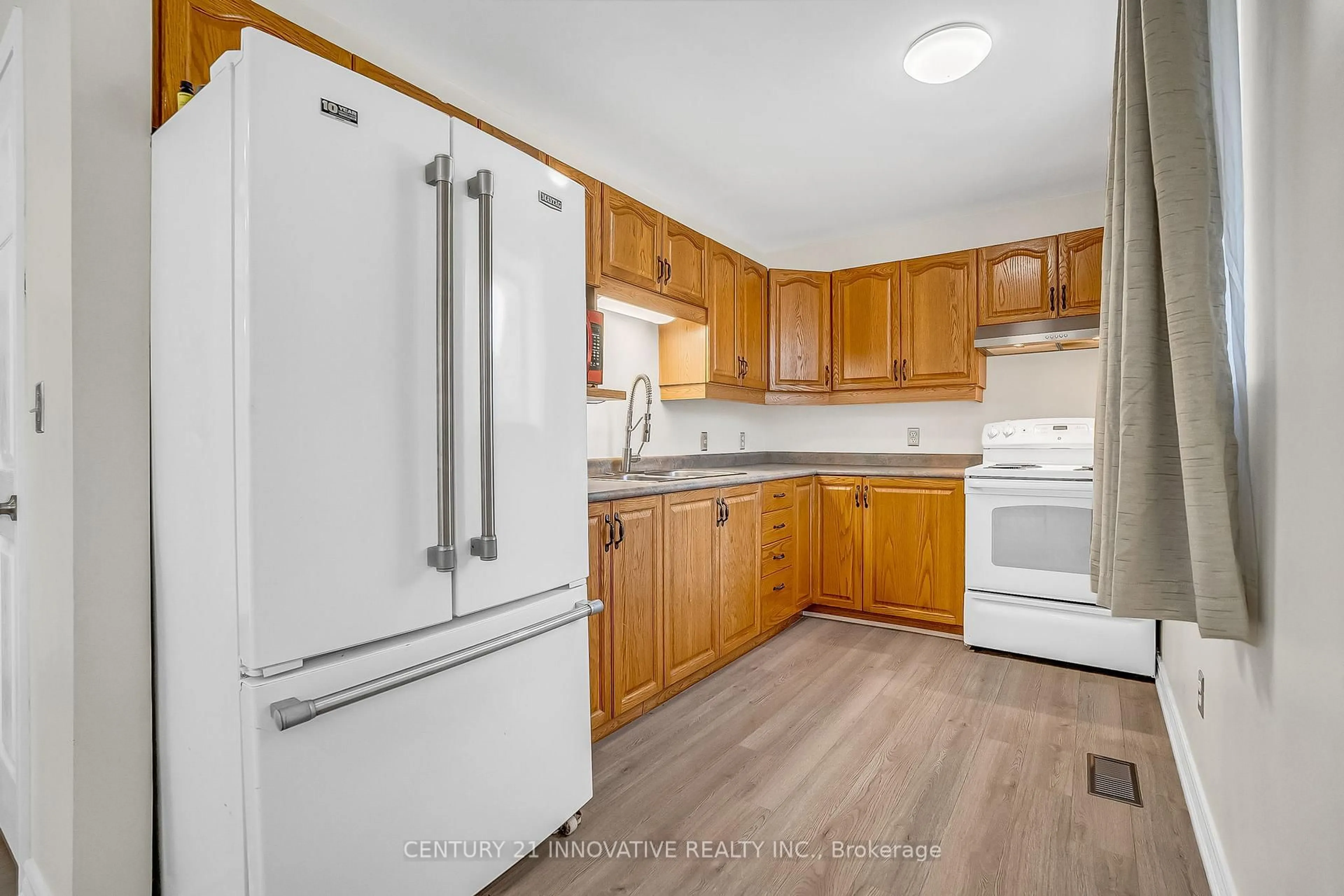 Standard kitchen, unknown for 612 Simcoe St, Brock Ontario L0K 1A0