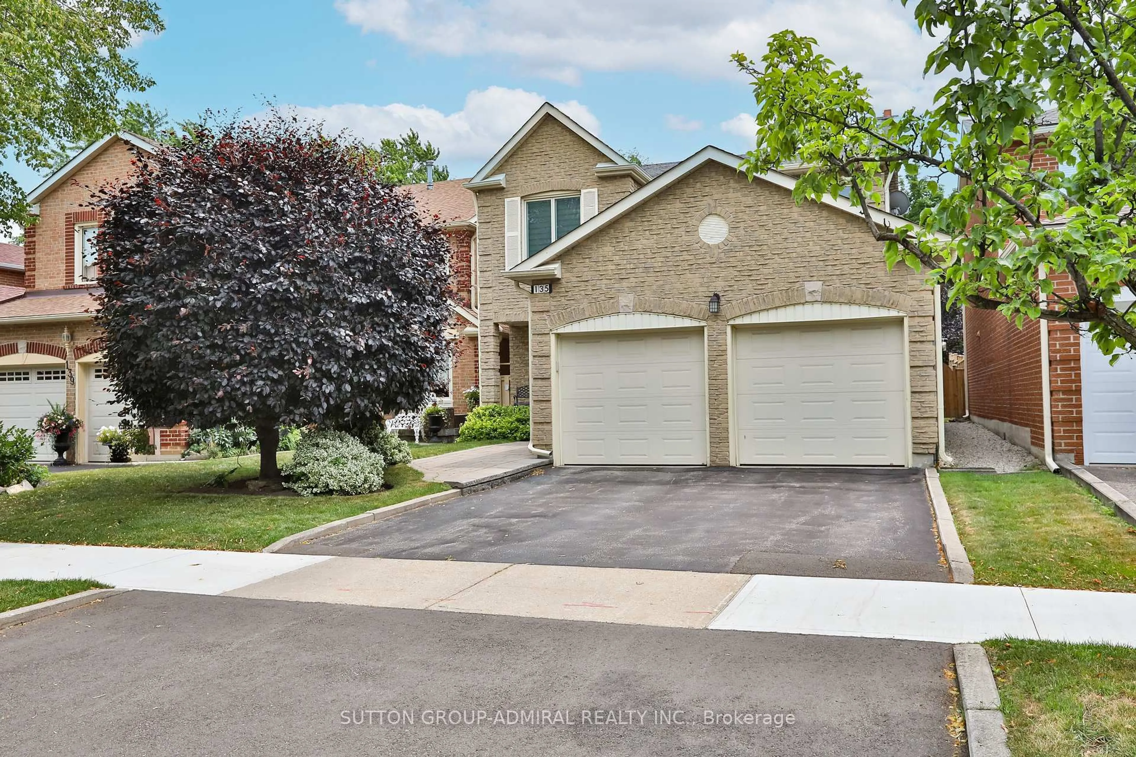 Home with brick exterior material, street for 135 Heatherton Way, Vaughan Ontario L4J 3E8