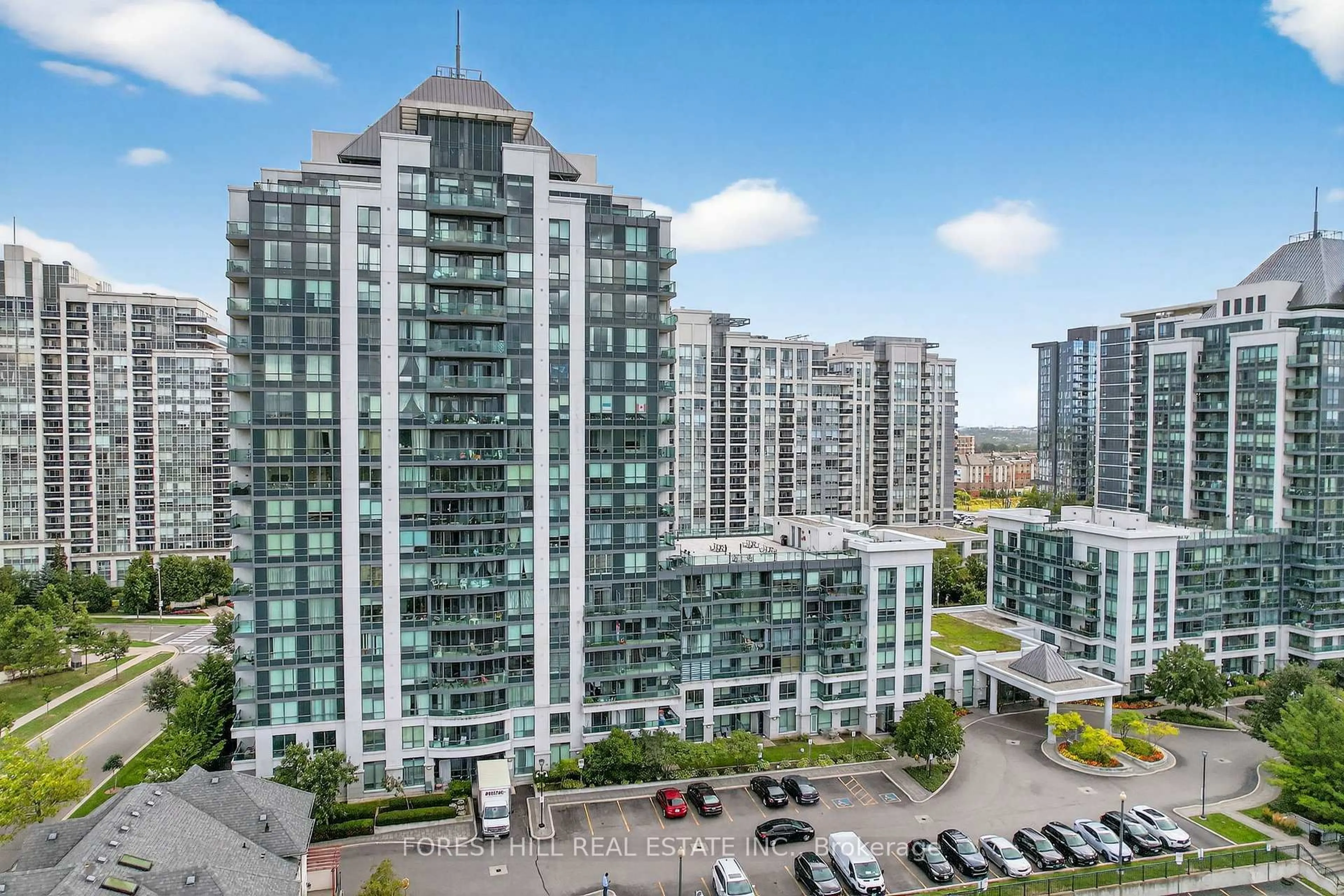 A pic from outside/outdoor area/front of a property/back of a property/a pic from drone, city buildings view from balcony for 20 North Park Rd #414, Vaughan Ontario L4J 0G7