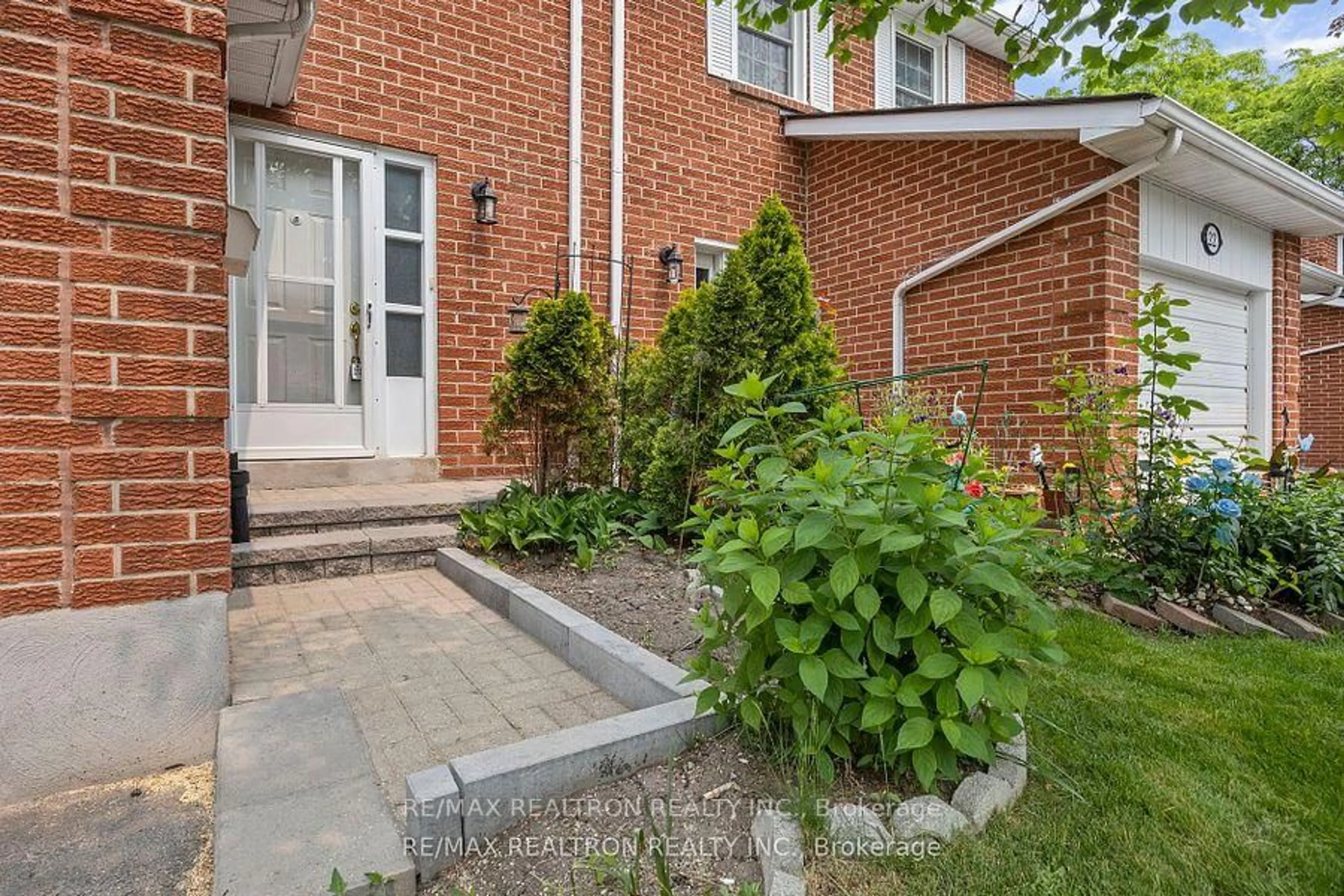 Patio, street for 20 Harper Way, Markham Ontario L3T 5A5