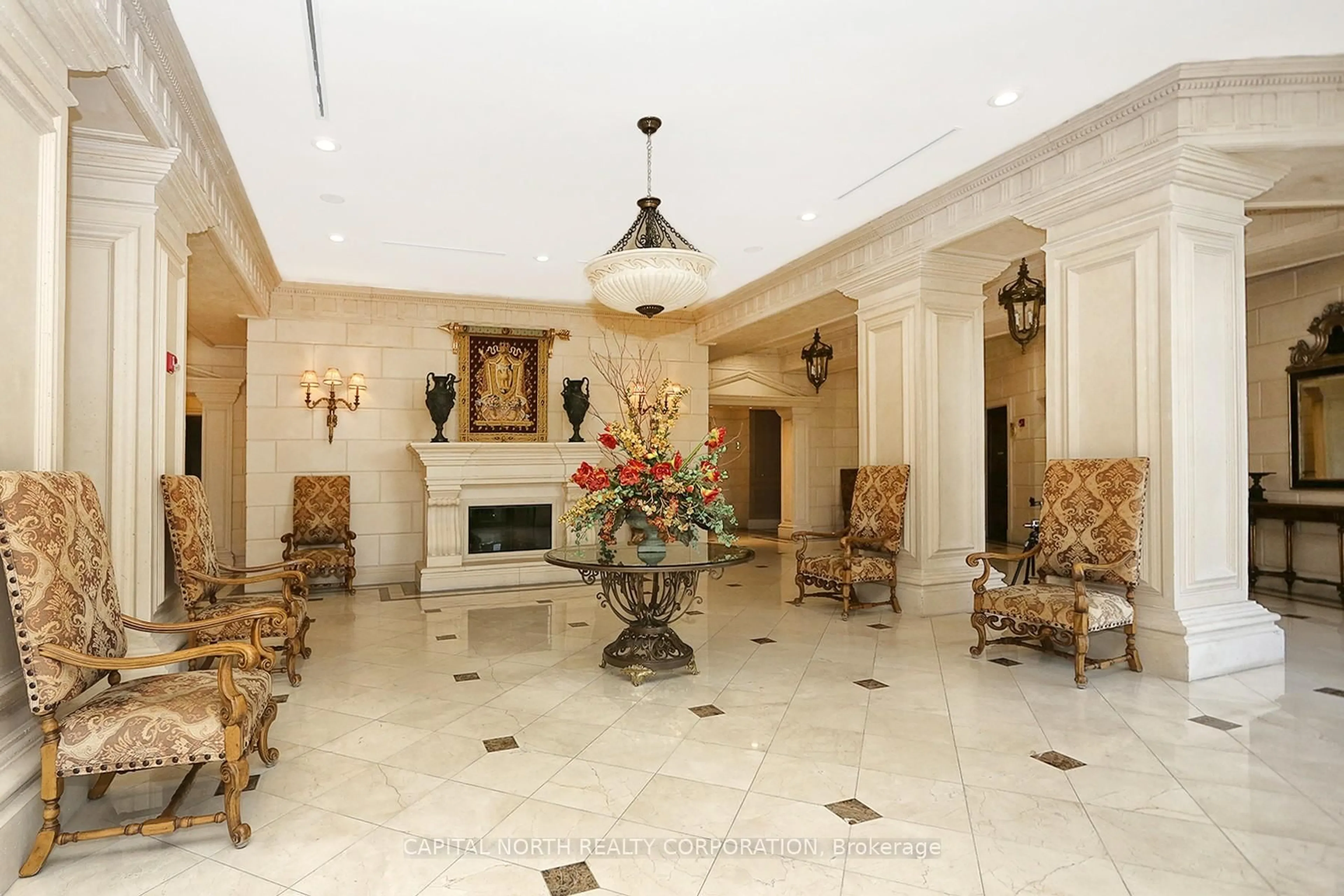 Lobby for 9225 Jane St #715, Vaughan Ontario L6A 0J7