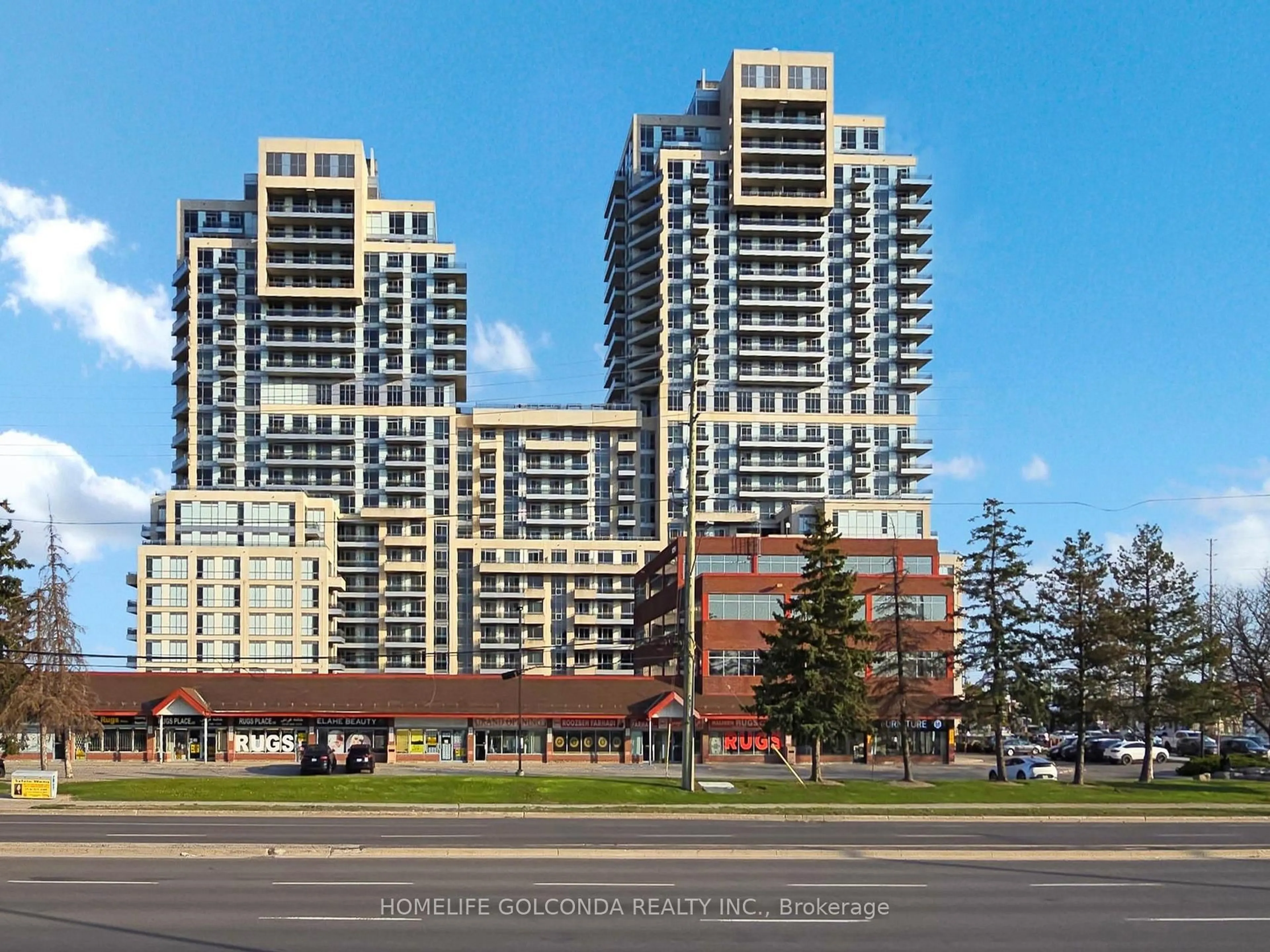 Unknown for 9205 Yonge St #1007, Richmond Hill Ontario L4C 6Z2