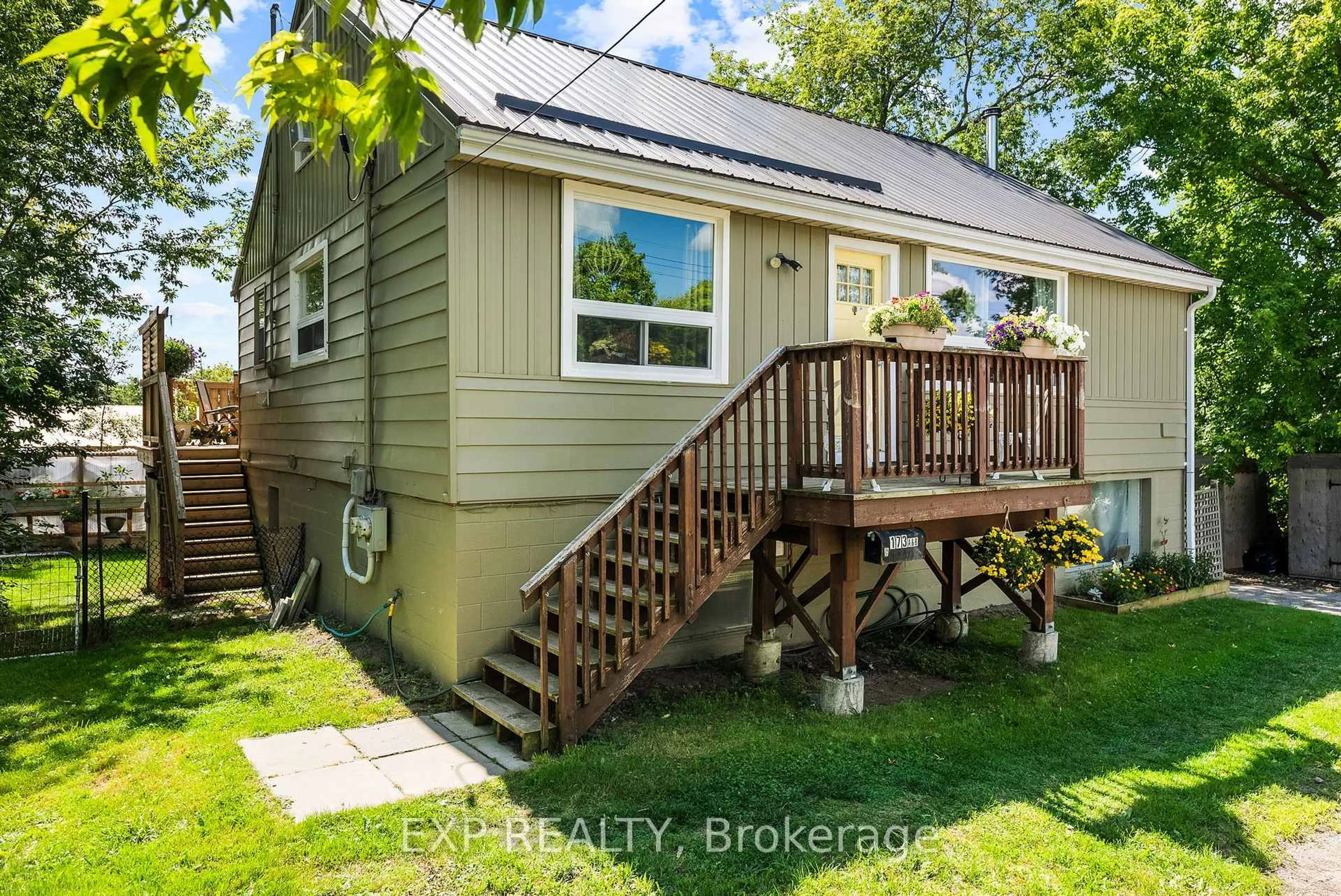 Unknown for 173 Simcoe Ave, Georgina Ontario L4P 2H6