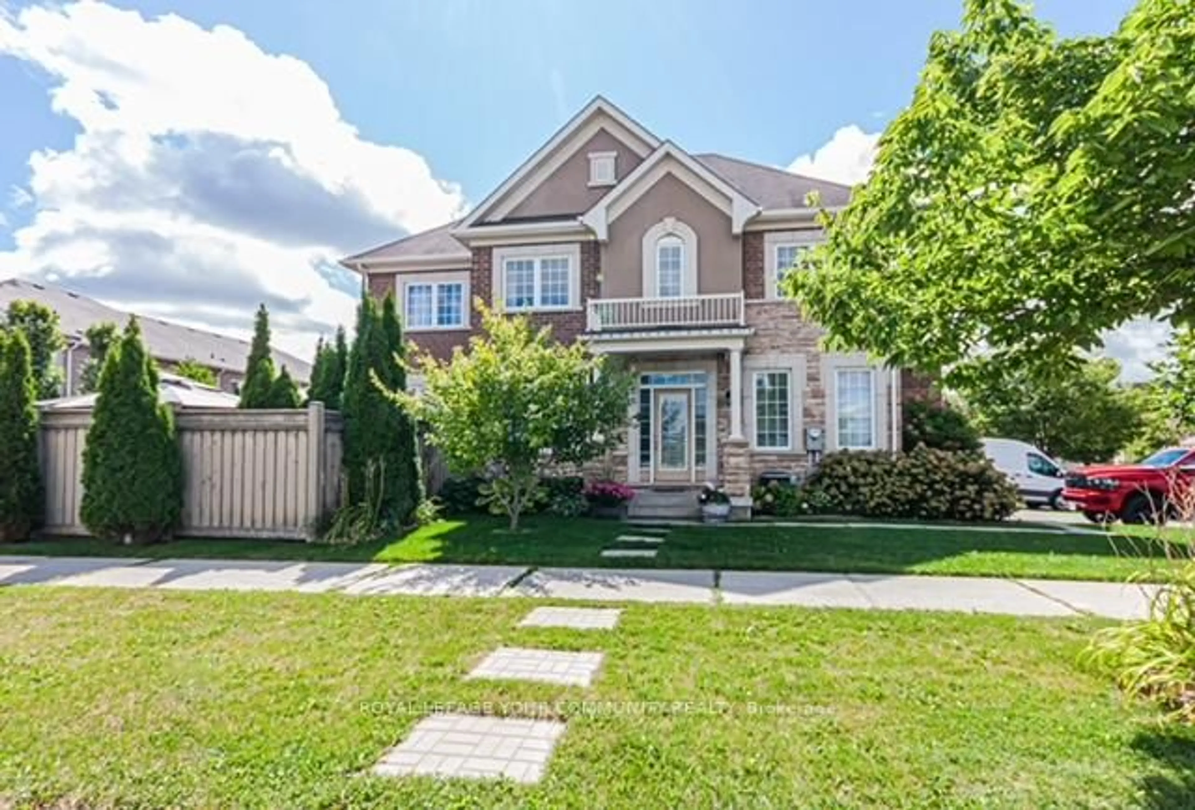 Unknown for 290 Thomas Phillips Dr, Aurora Ontario L4G 0T4
