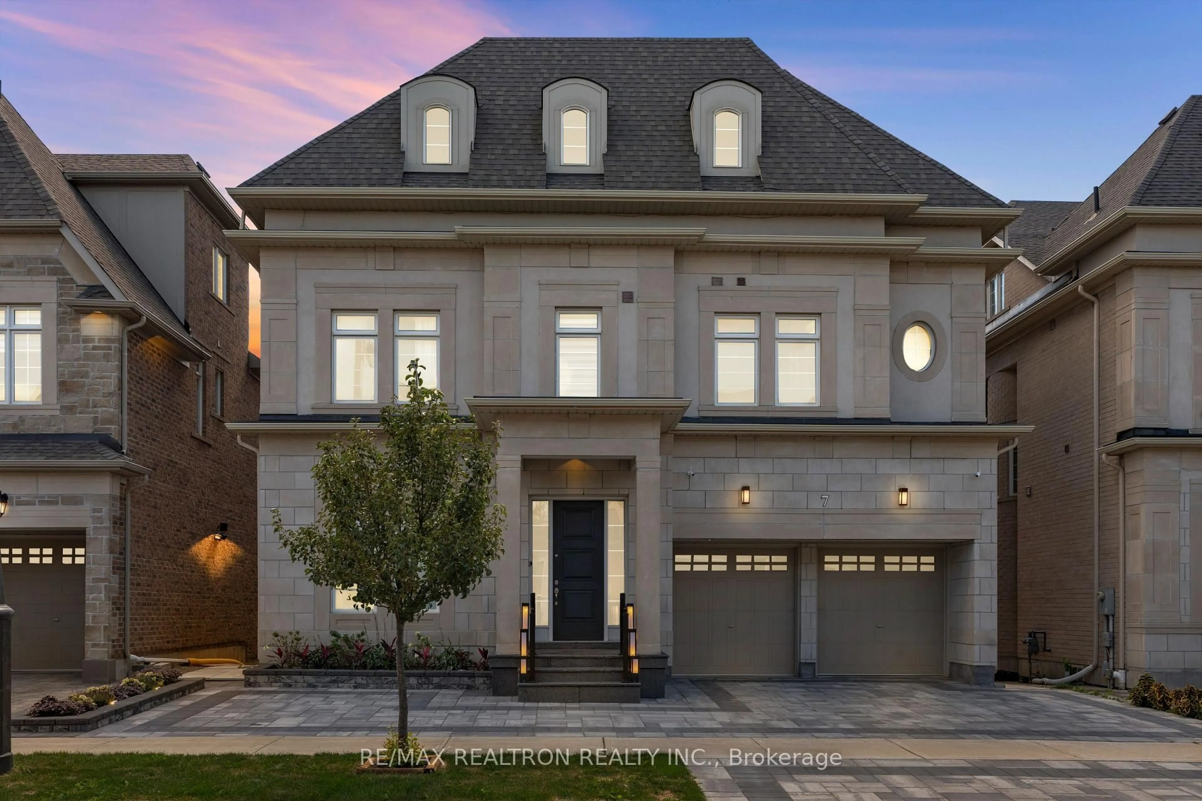 Home with brick exterior material, street for 7 Aspy Crt, Vaughan Ontario L6A 4X8