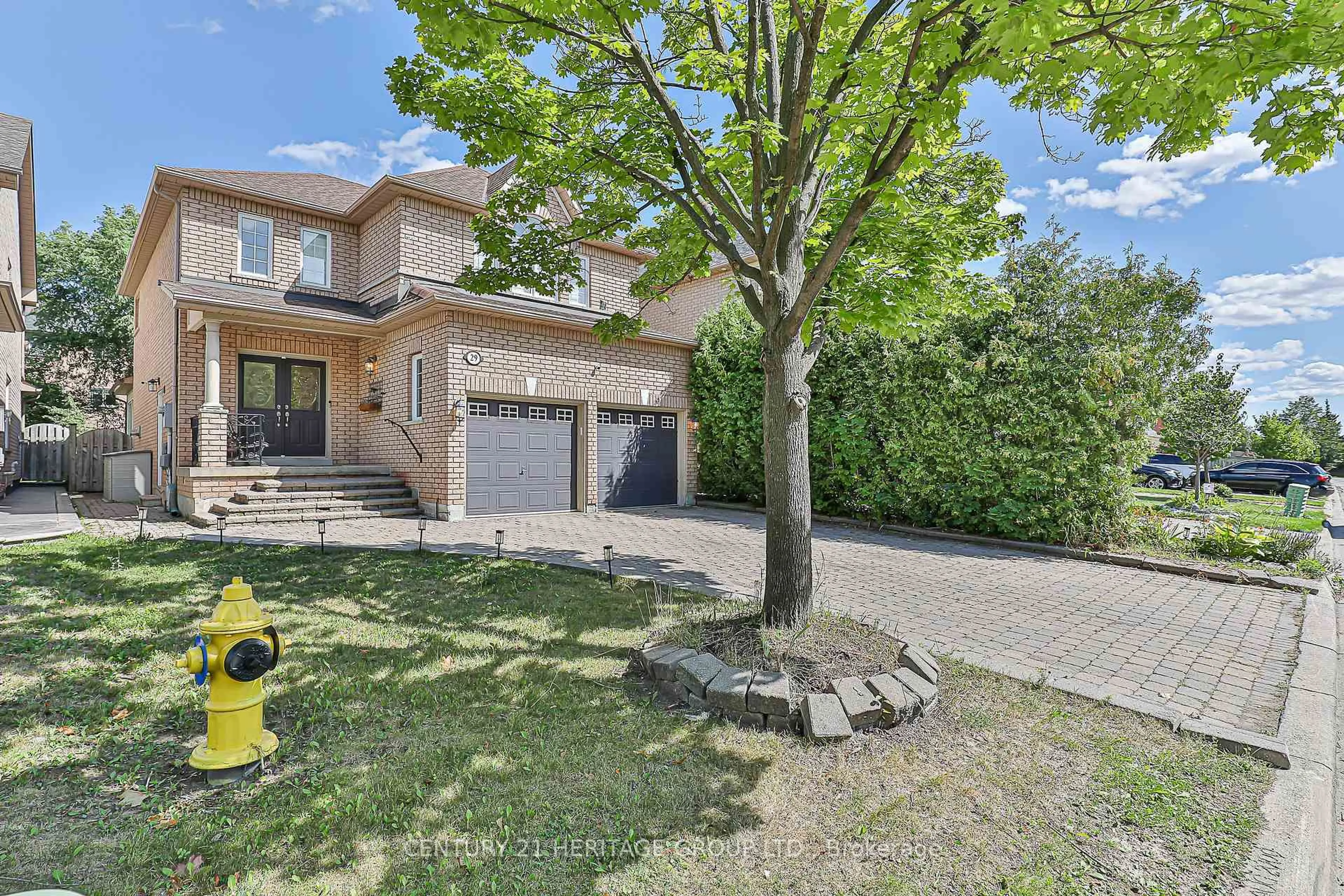 Unknown for 29 Eminence Rd, Vaughan Ontario L4K 5K1