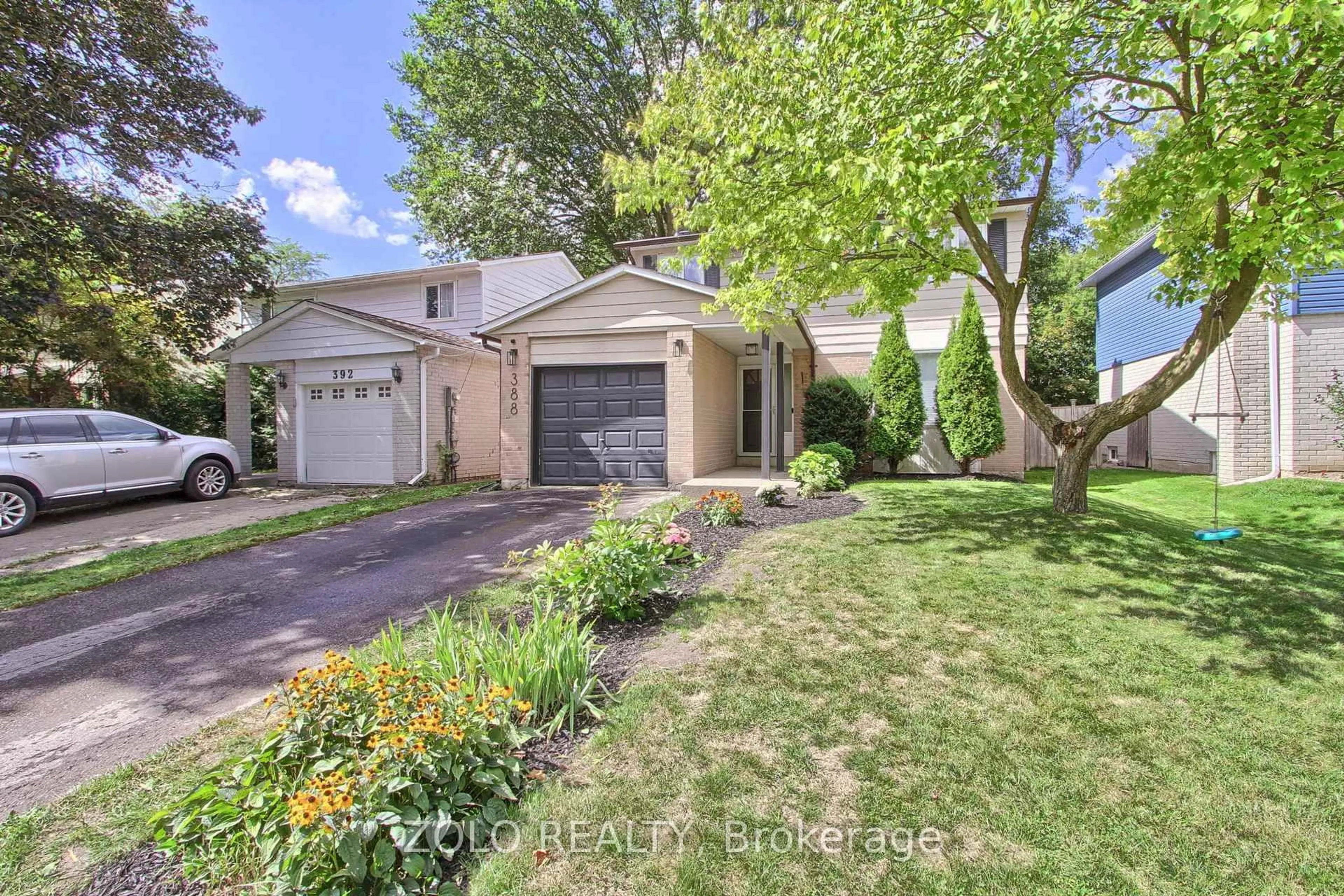 Unknown for 388 Terry Dr, Newmarket Ontario L3Y 5E7