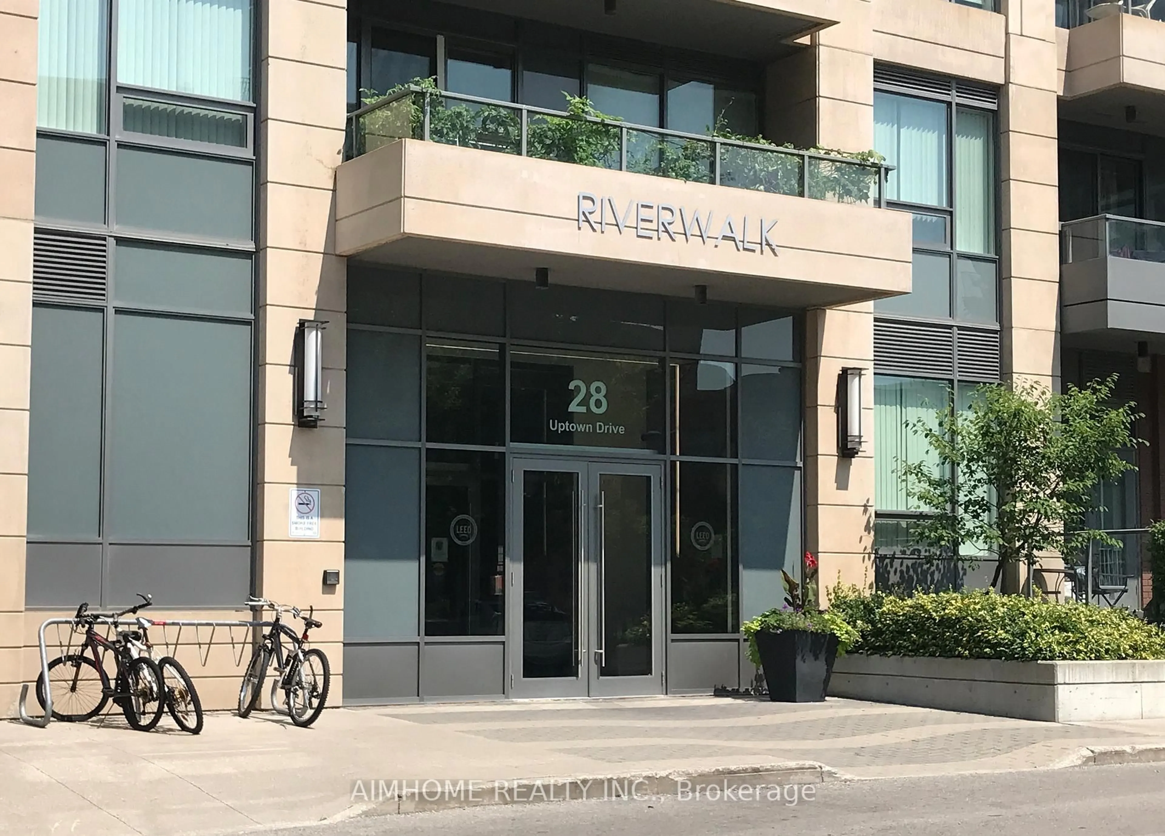 Indoor foyer for 28 Uptown Dr #605, Markham Ontario L3R 5M8