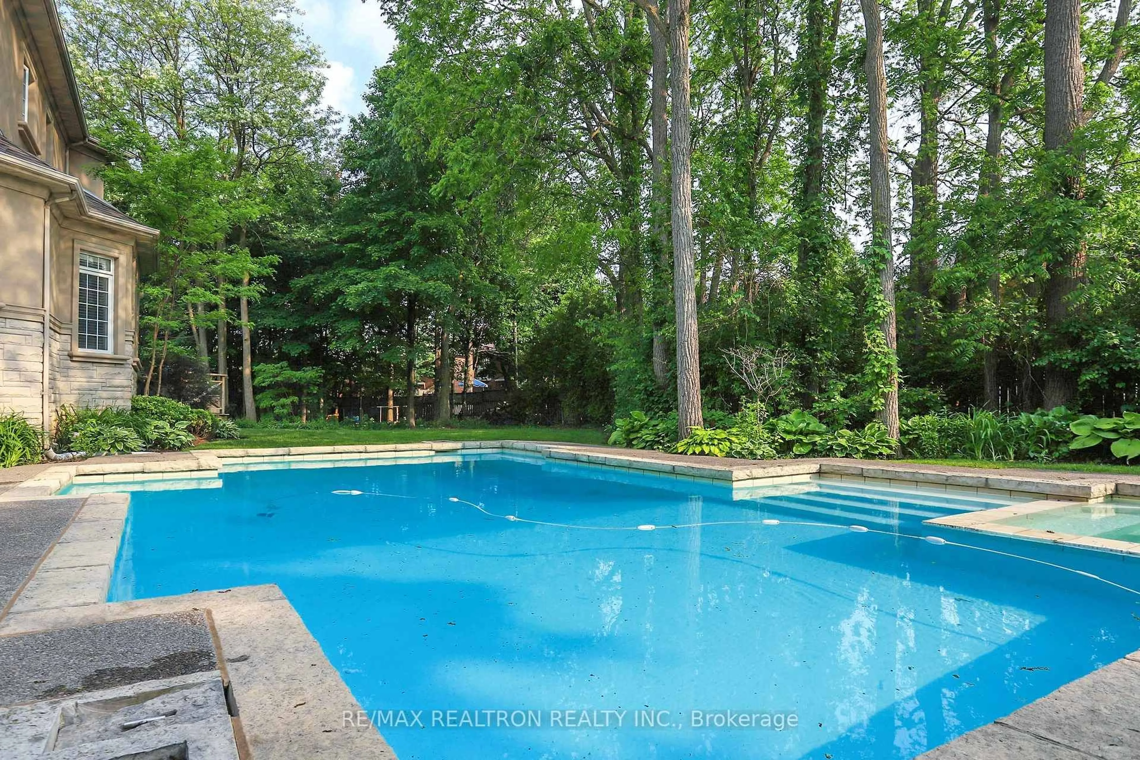 Pool for 161 Renaissance Crt, Vaughan Ontario L4J 7W4