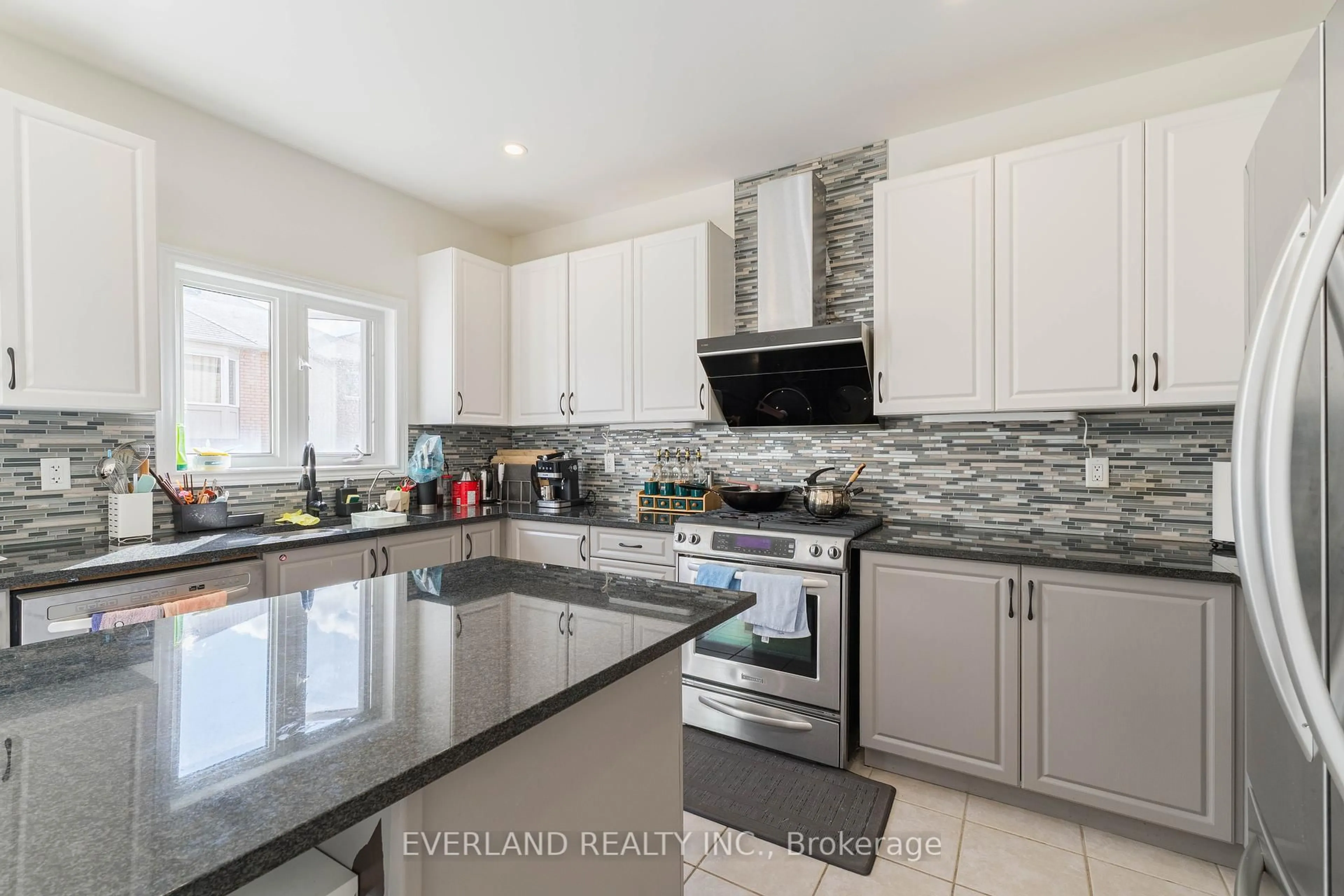 Unknown for 11 Limelight St, Richmond Hill Ontario L4E 0P9