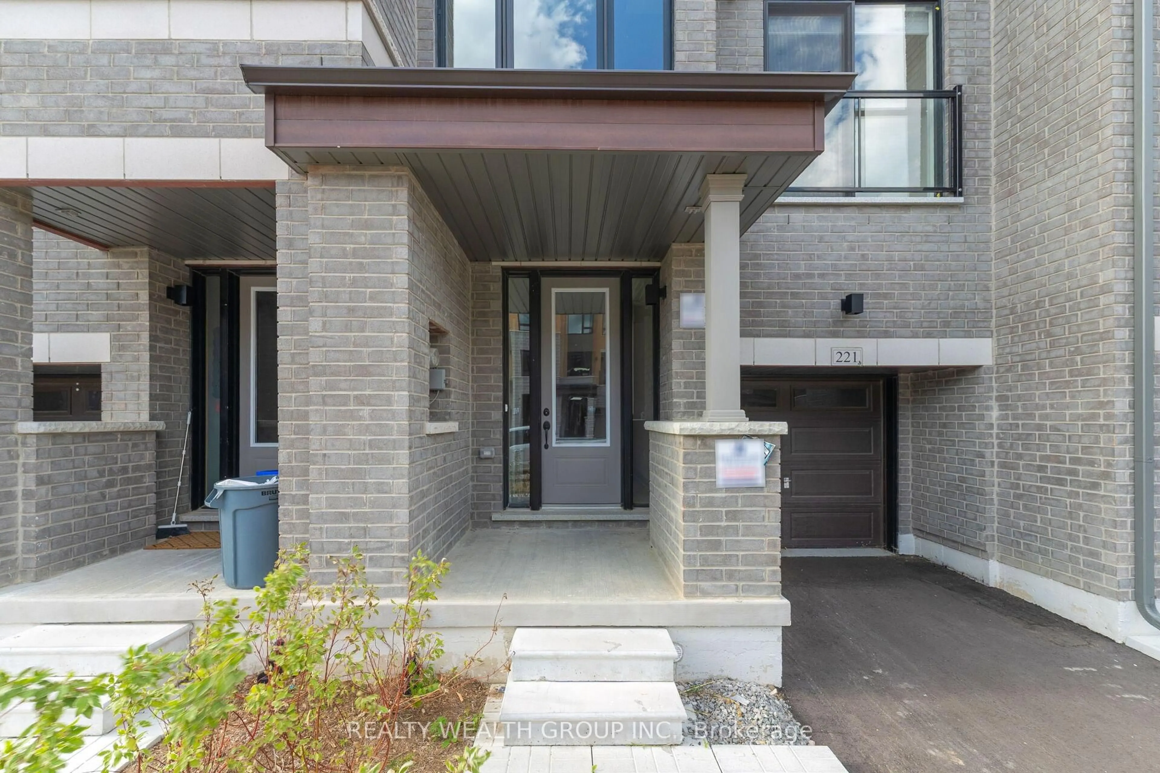 Home with brick exterior material, street for 221 Tennant Circ, Vaughan Ontario L4H 5L4