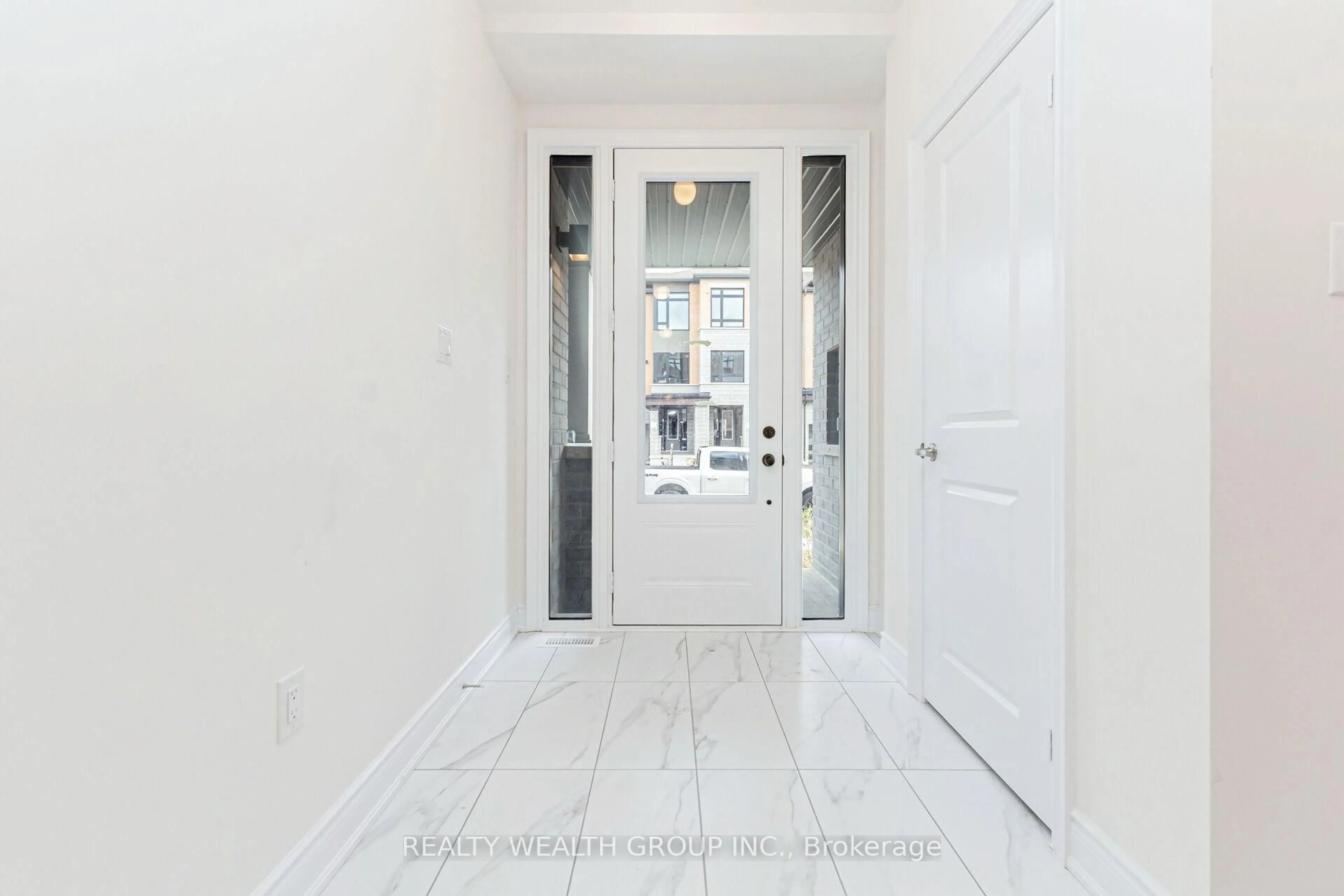 Indoor entryway for 221 Tennant Circ, Vaughan Ontario L4H 5L4