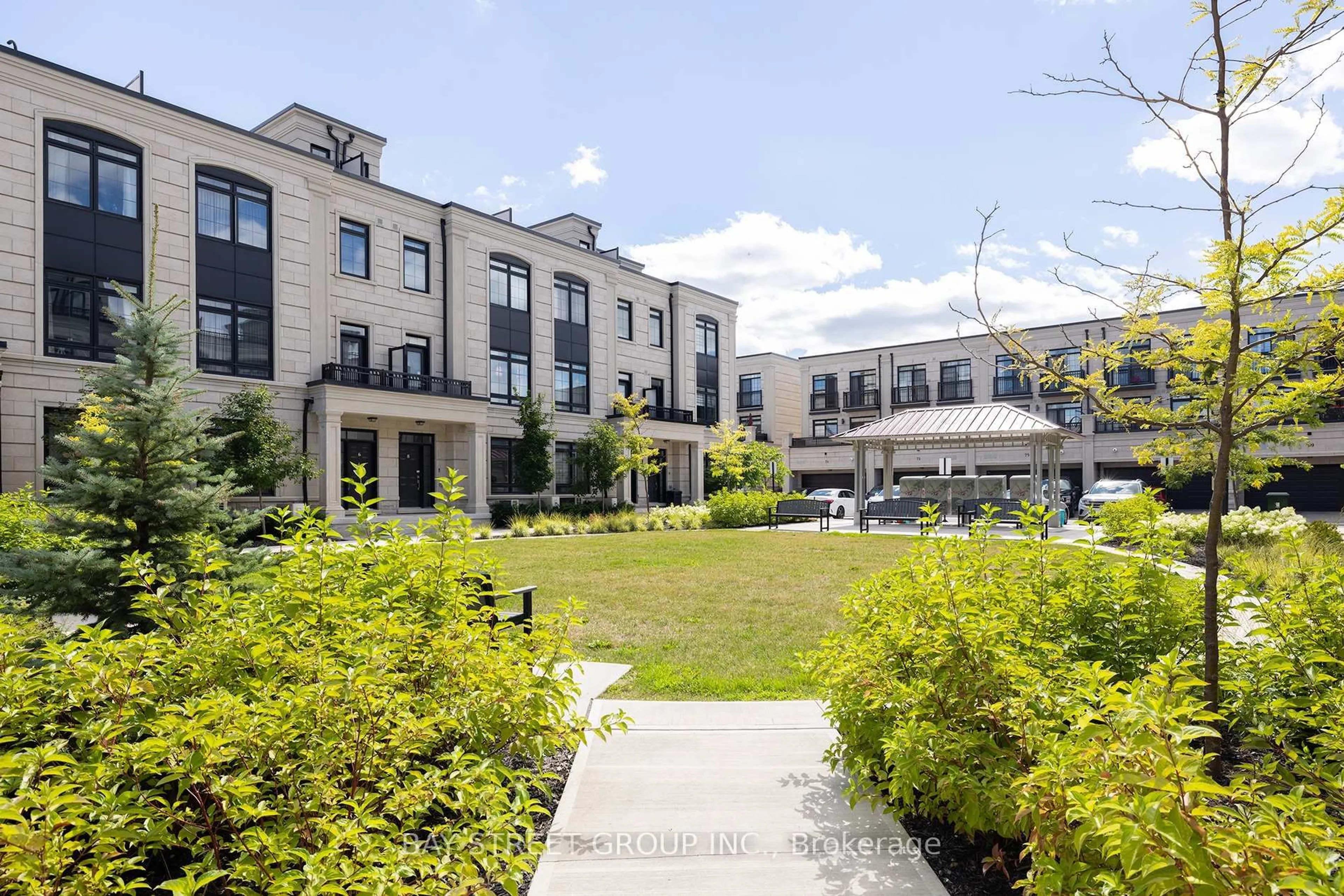 Patio, unknown for 1 James Connoly Way, Markham Ontario L3R 2E1
