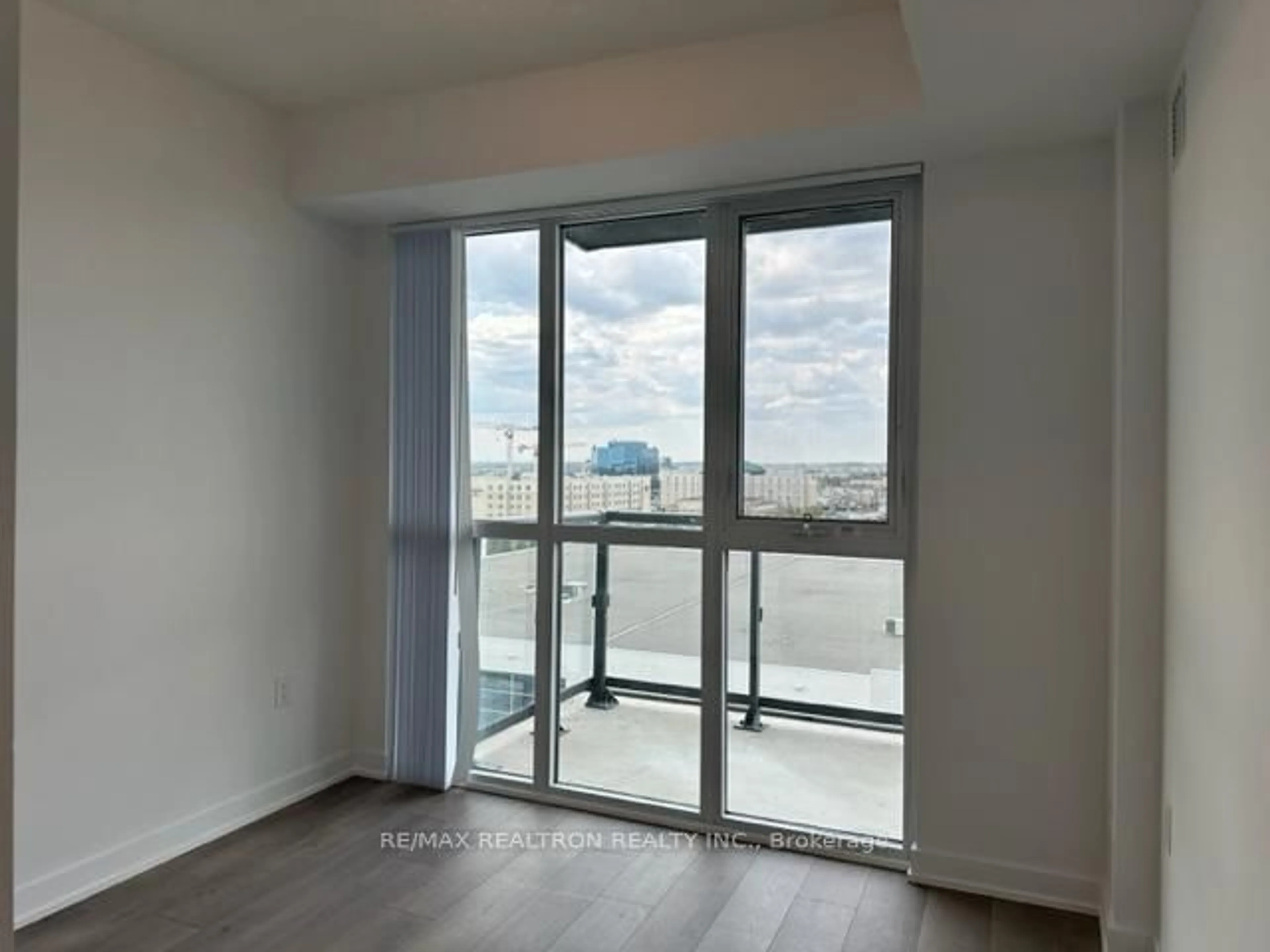 A pic of a room for 38 Honeycrisp Cres #822, Vaughan Ontario L4K 0M8