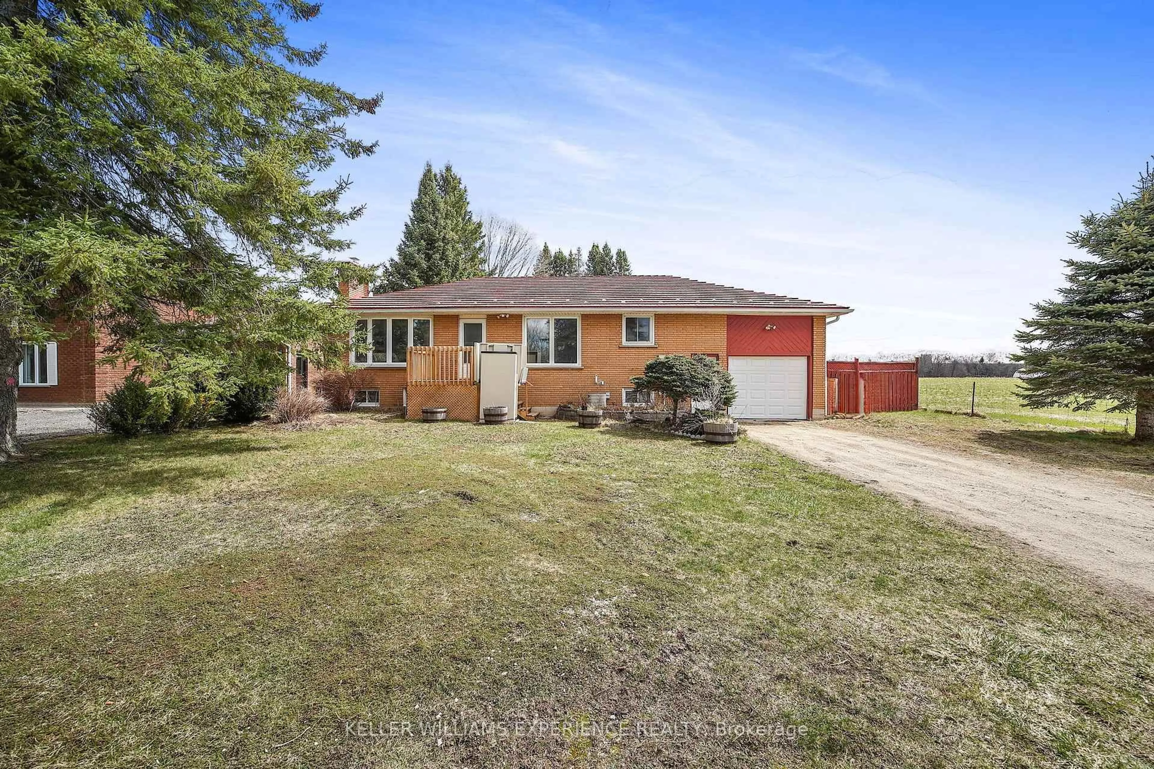 A pic from outside/outdoor area/front of a property/back of a property/a pic from drone, street for 7925 10 COUNTY Rd, Essa Ontario L0M 1B1
